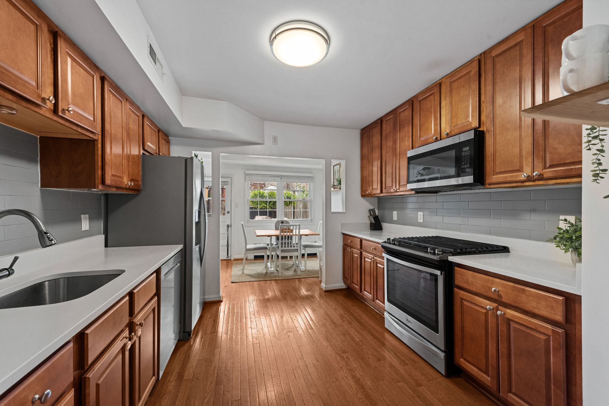 1425 Decatur Street