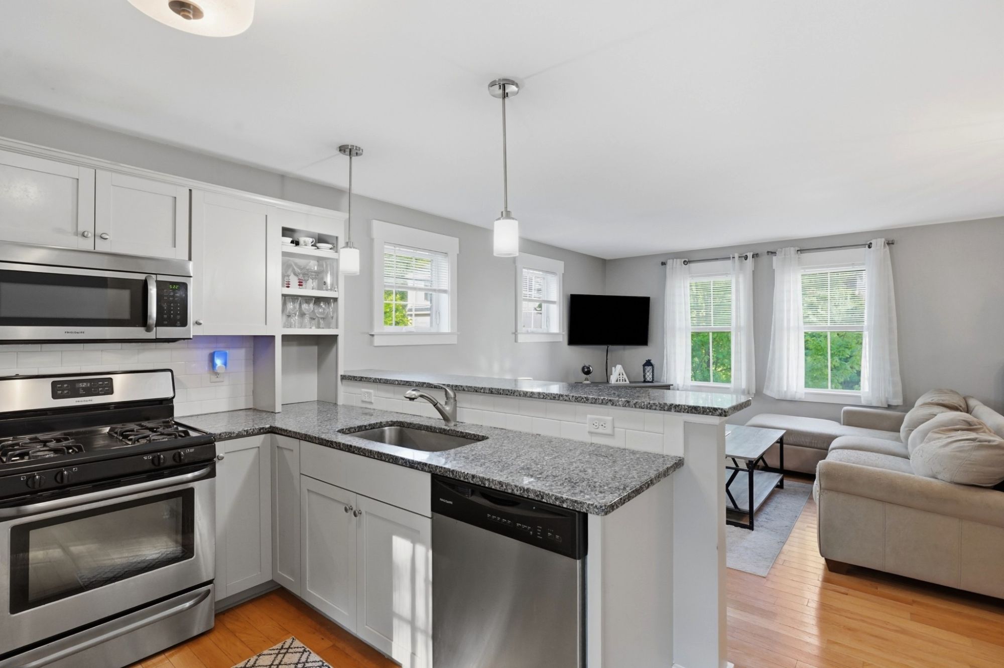 12 Park Ave. Unit #8