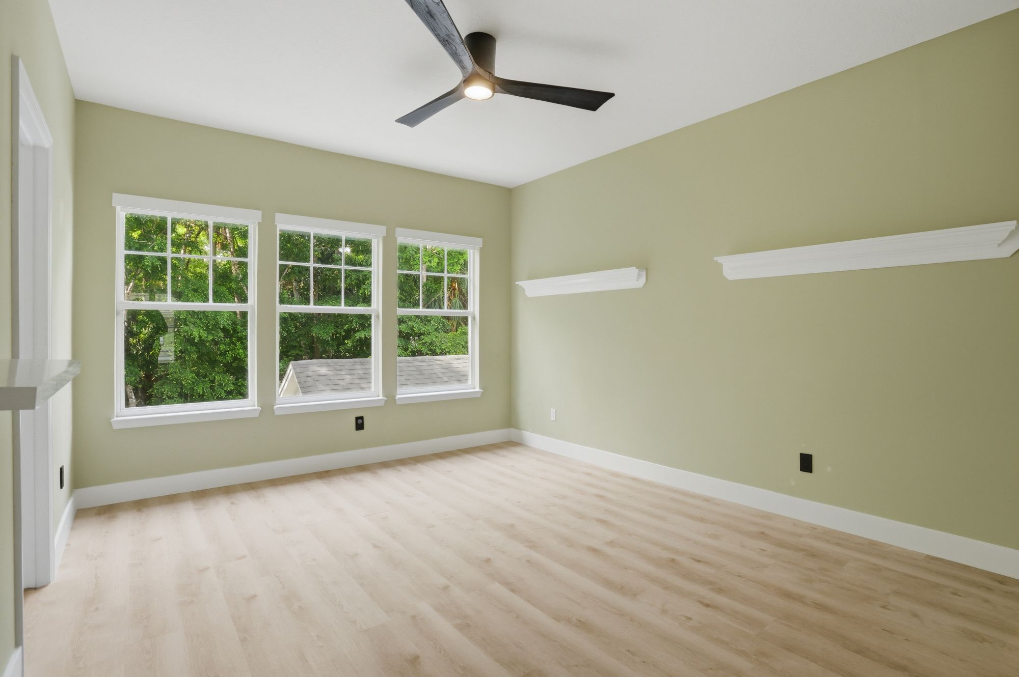 1102 Banks Rose Court