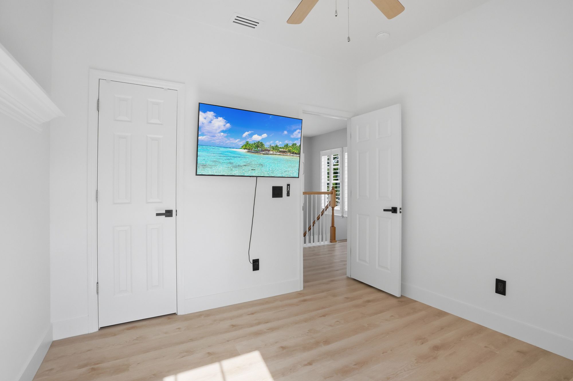 1102 Banks Rose Court