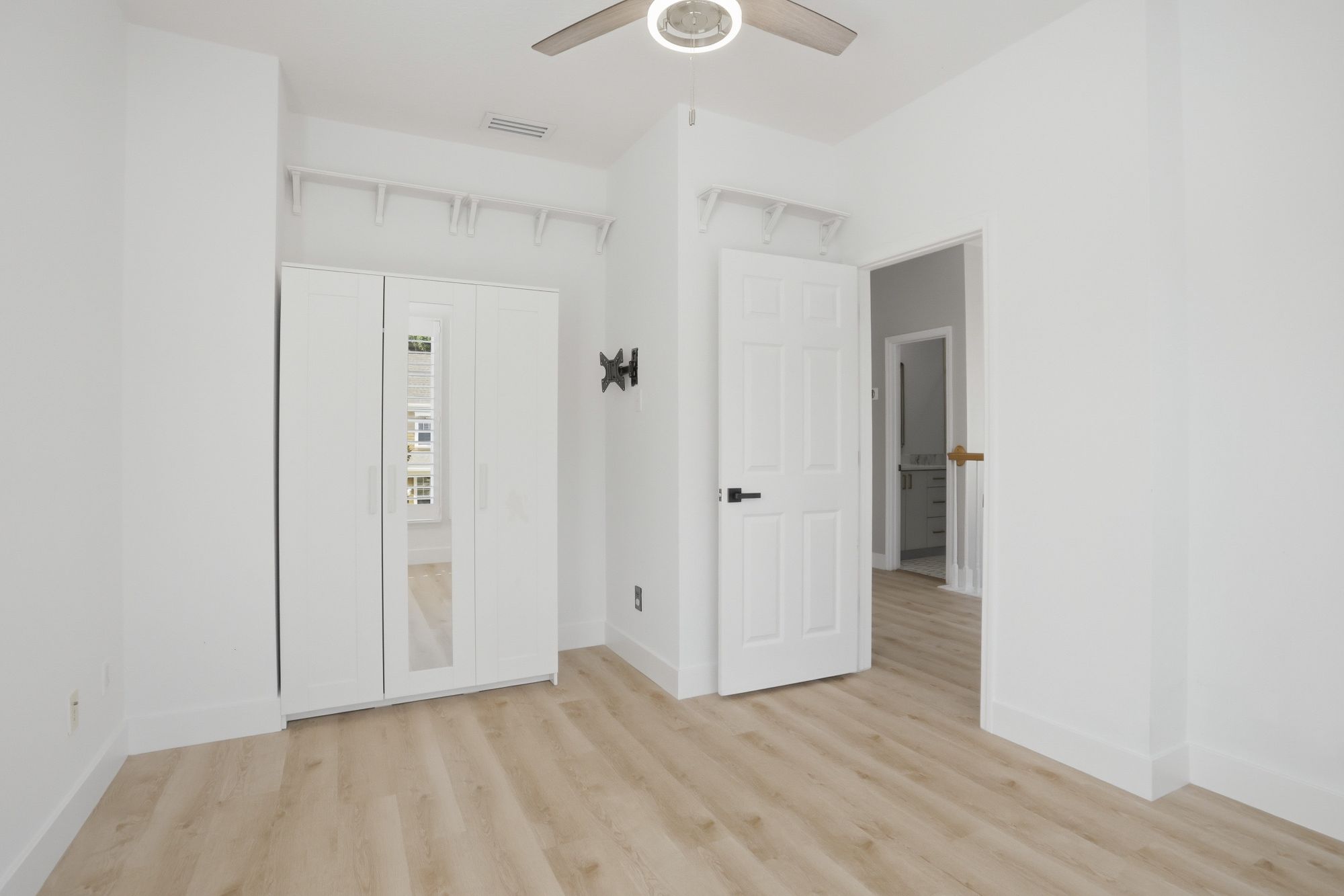 1102 Banks Rose Court