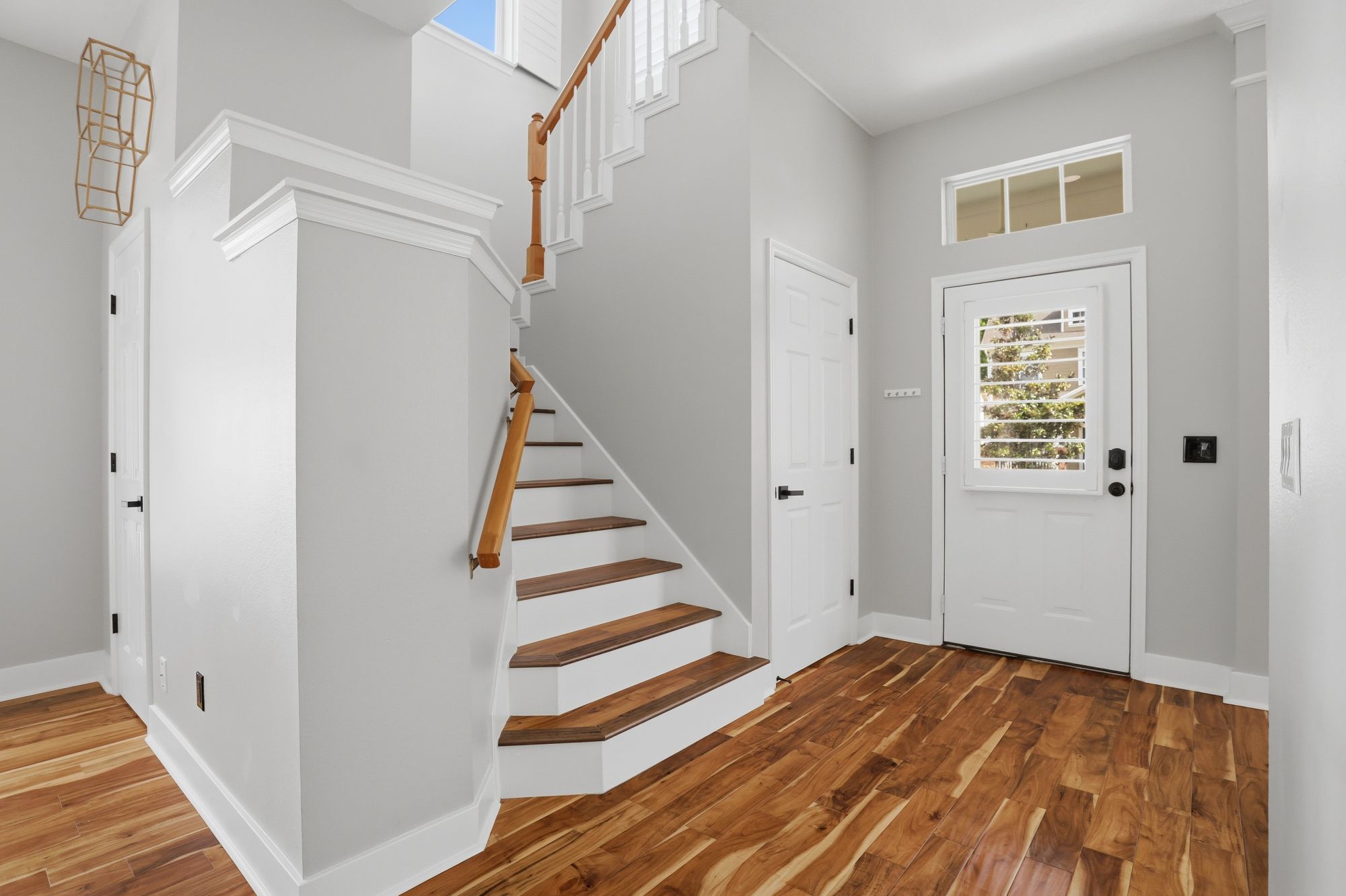1102 Banks Rose Court