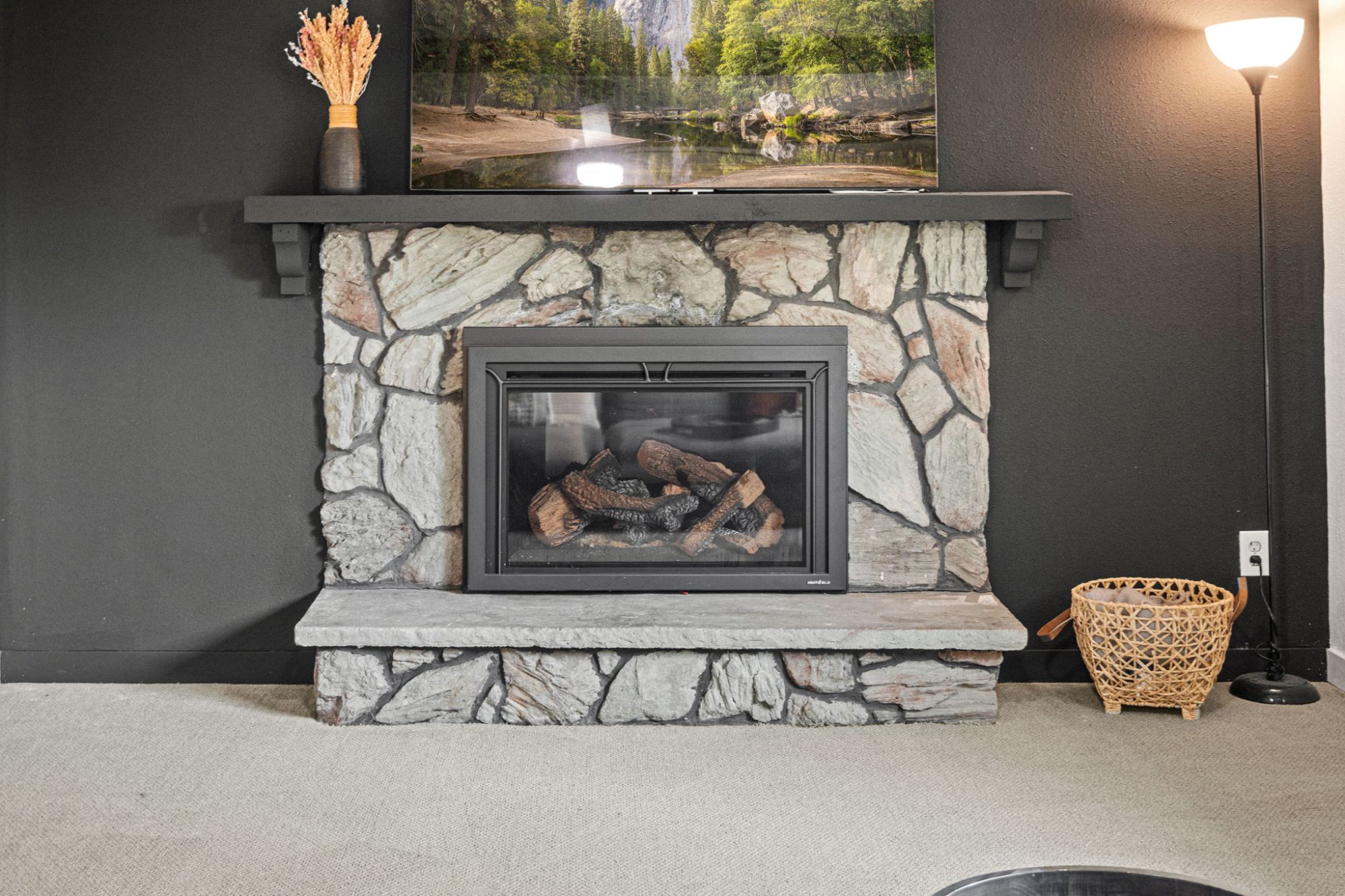 8257 Yarrow Court