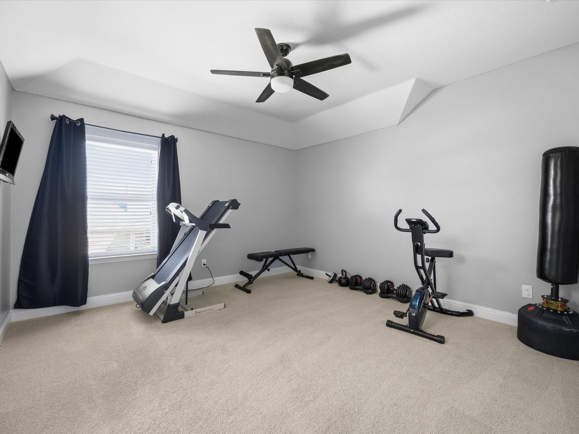 1056 Mesa Crest Drive