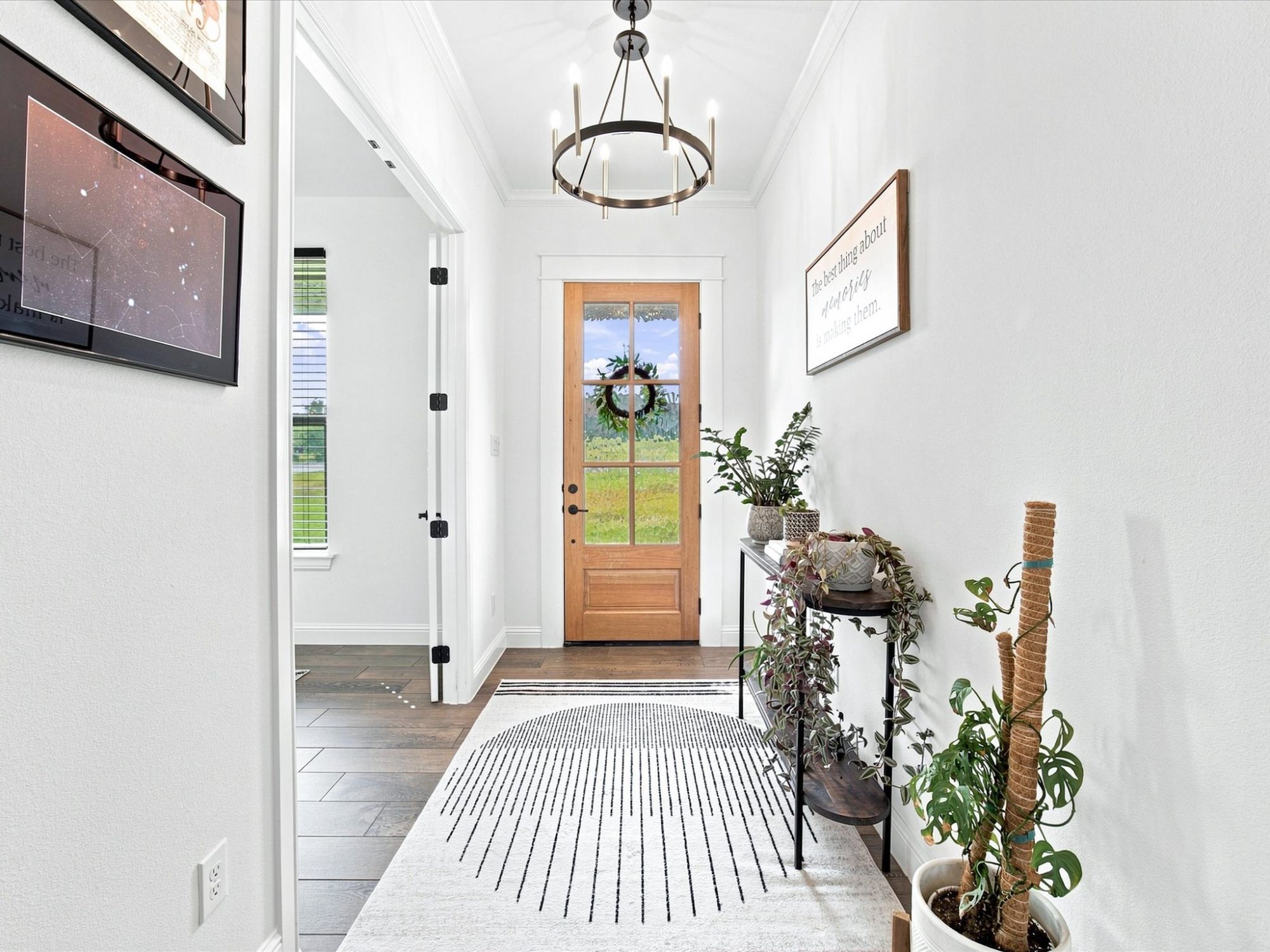 1095 Pioneer Crossing