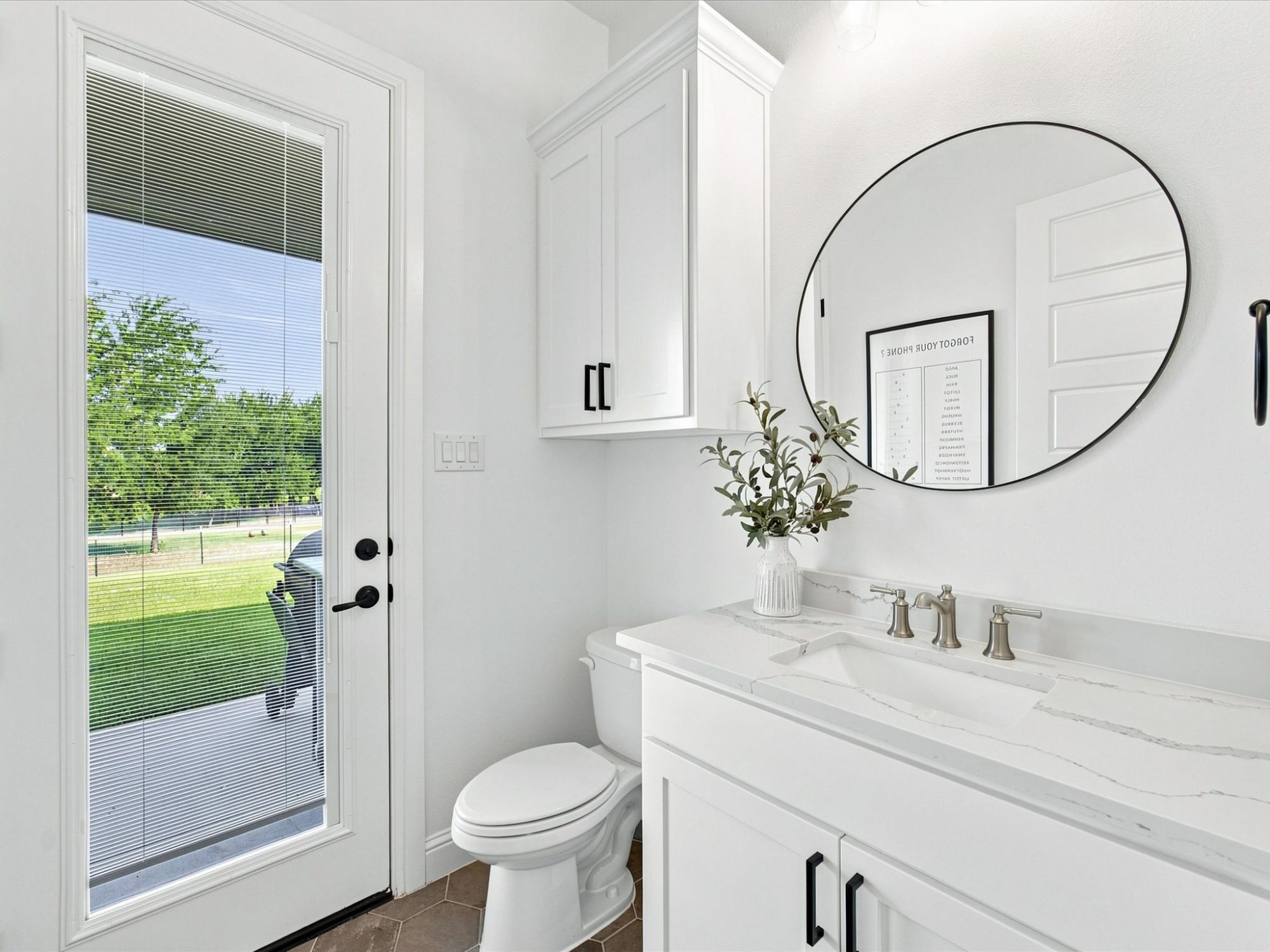 1095 Pioneer Crossing
