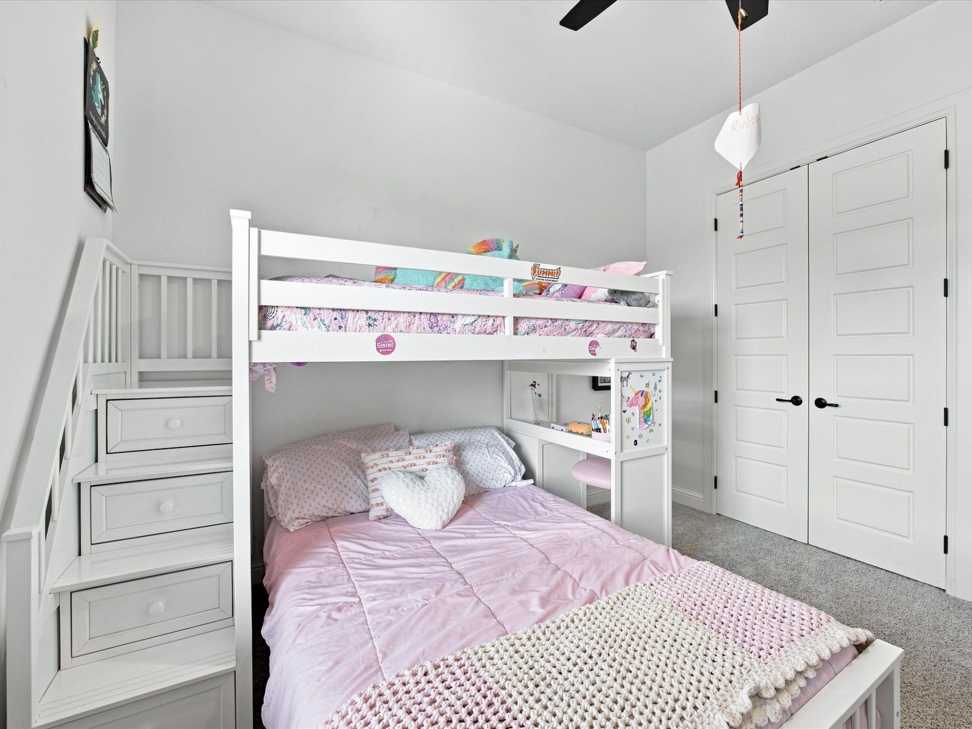 1095 Pioneer Crossing