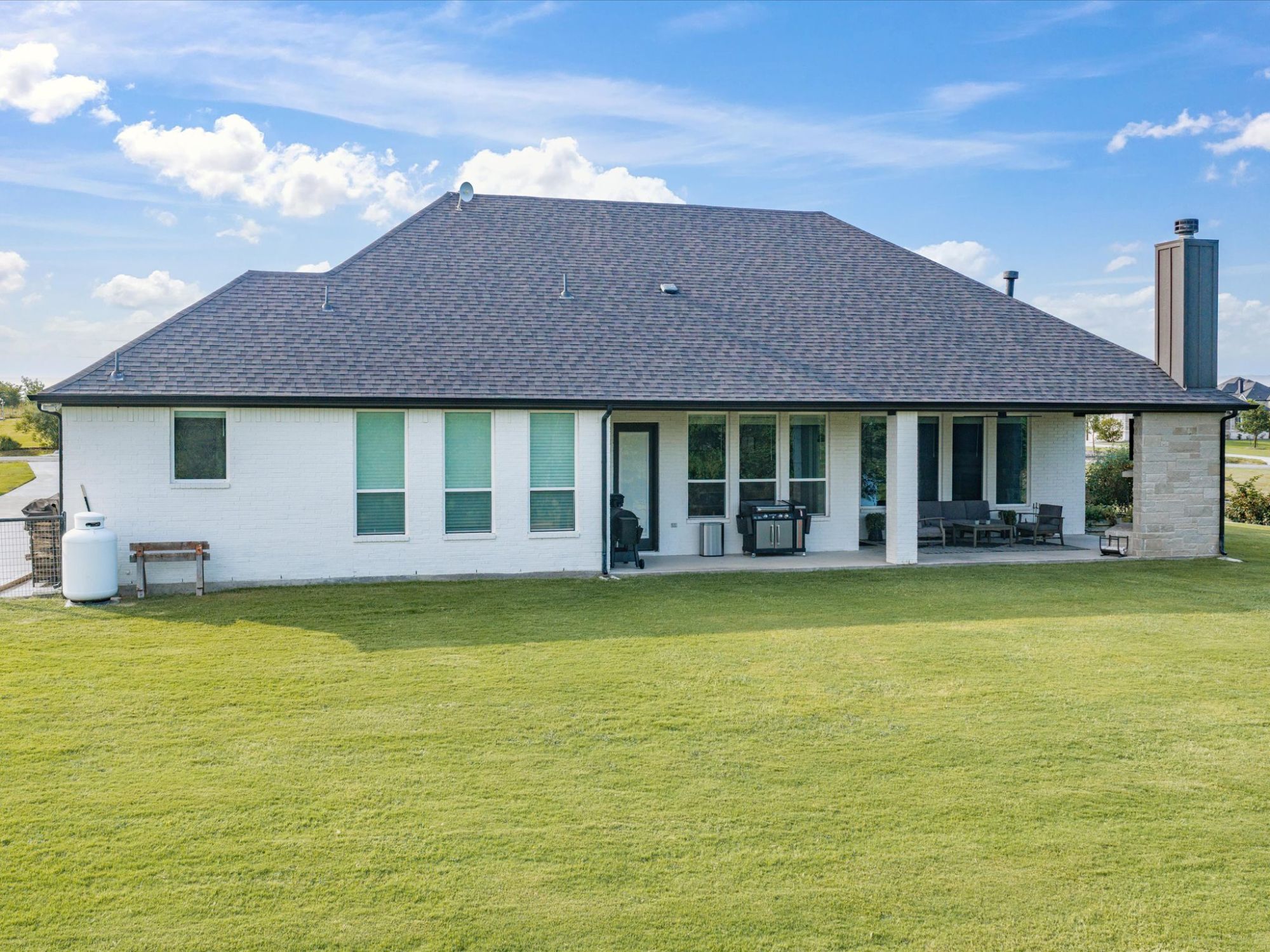 1095 Pioneer Crossing