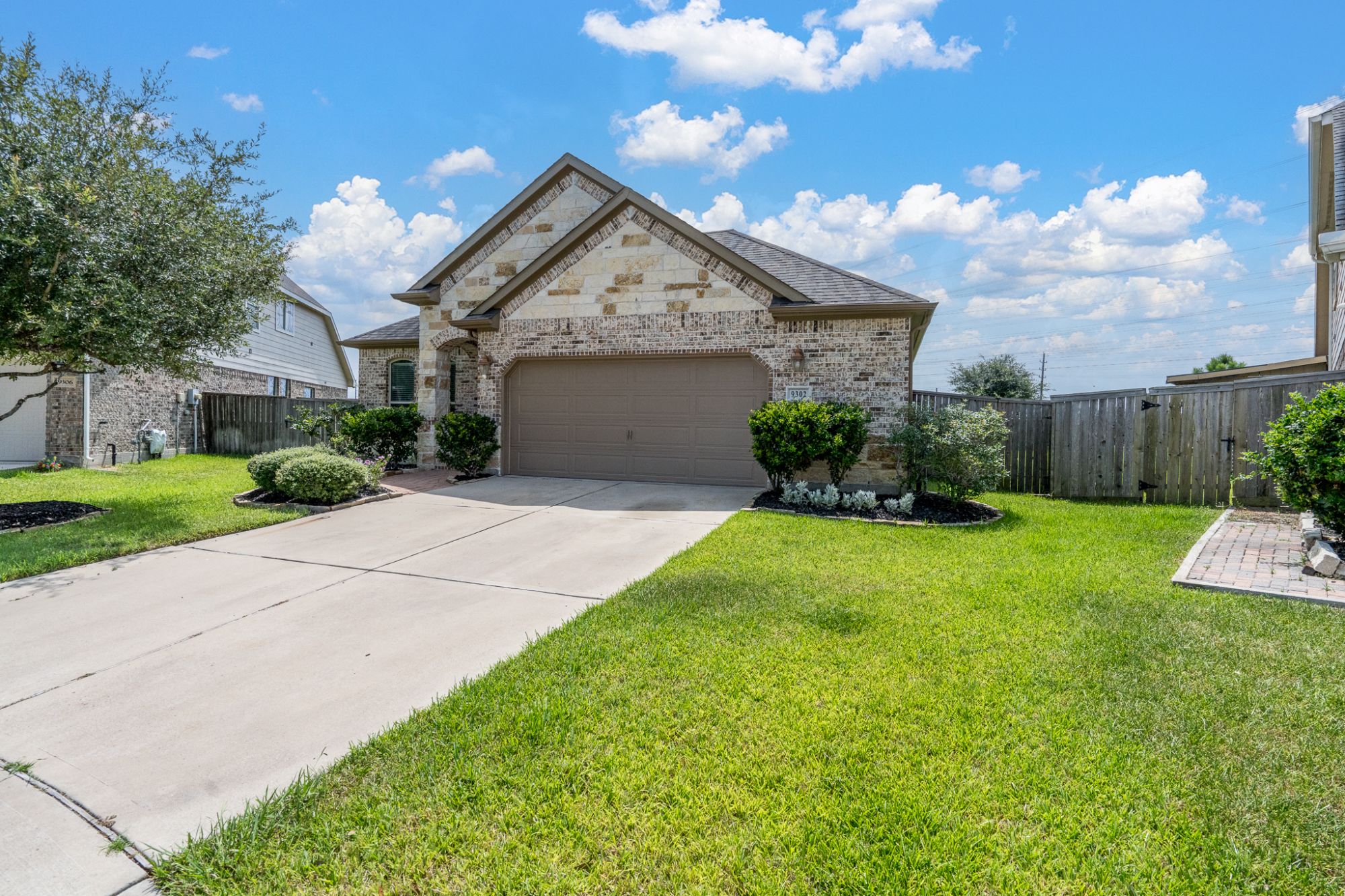 9302 Morning Hill Ct