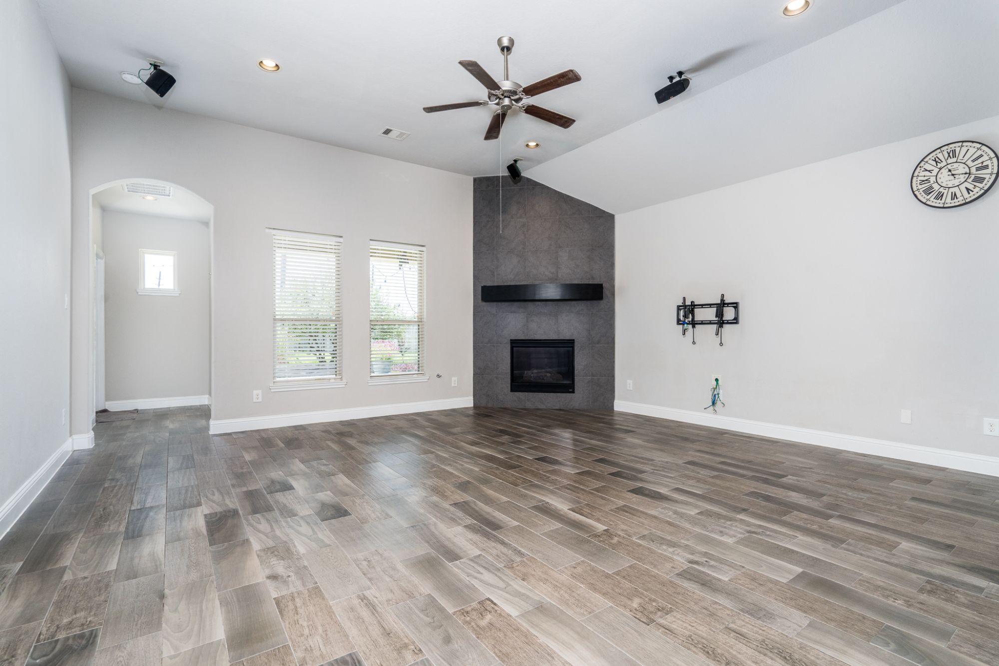 9302 Morning Hill Ct