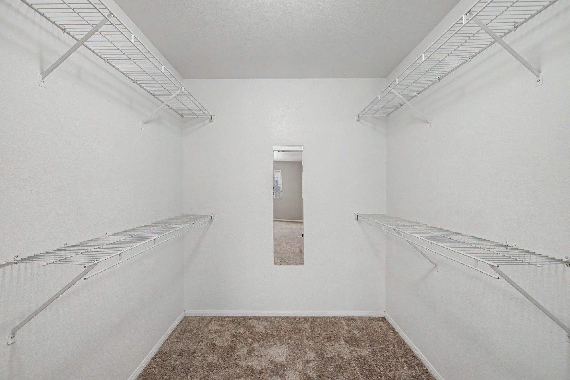 2800 Elm Creek Dr #202