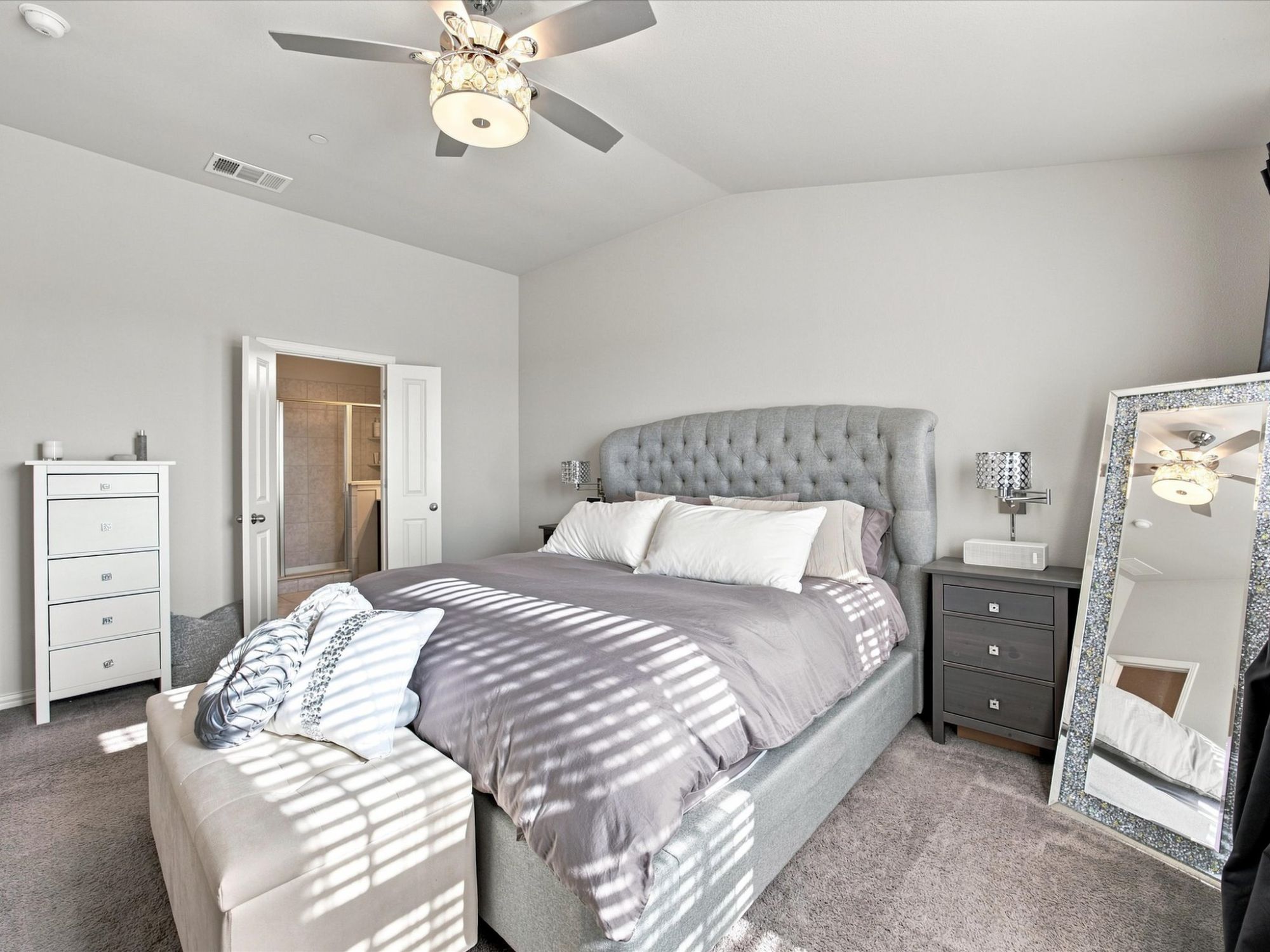 3049 Solana Circle