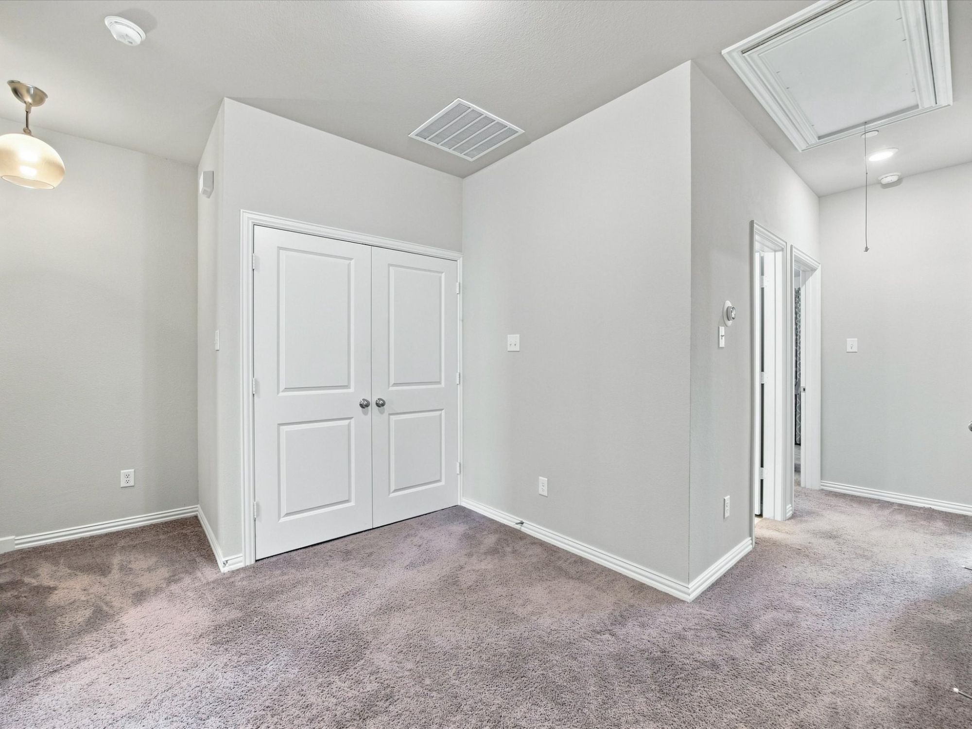 3049 Solana Circle