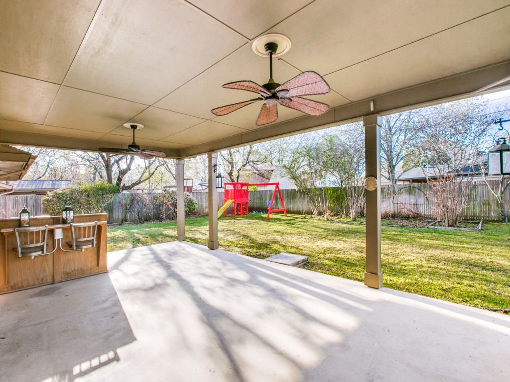 1315 Greenbriar Street