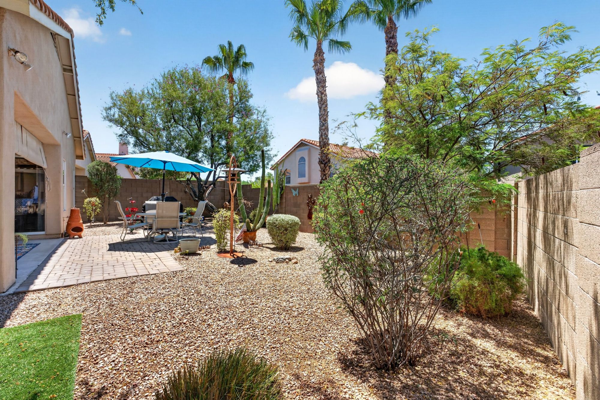 6703 East Sugarloaf Street