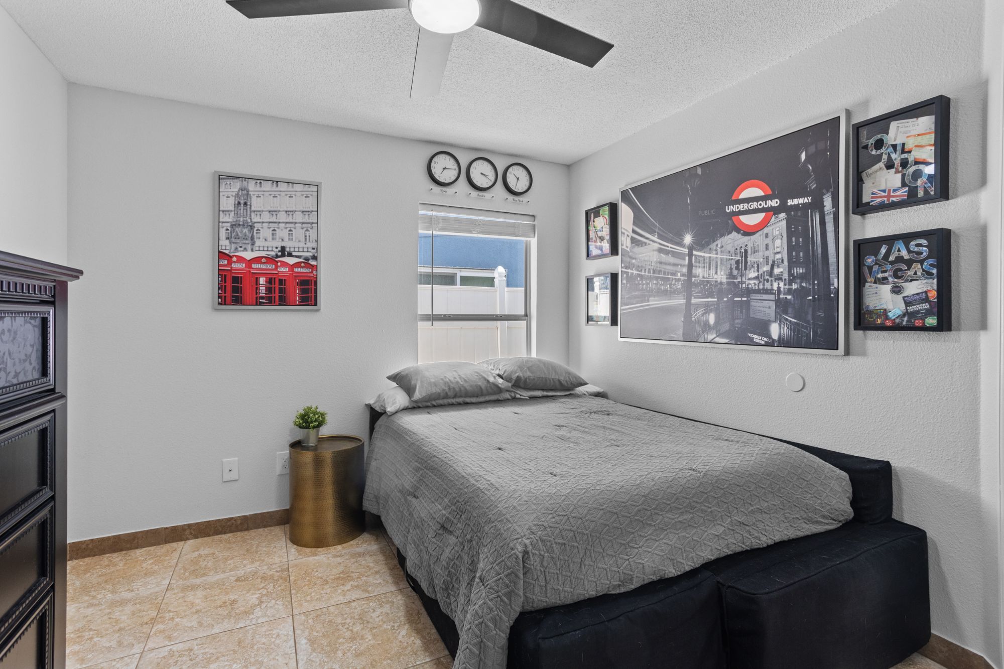 2239 Santa Lucia Street