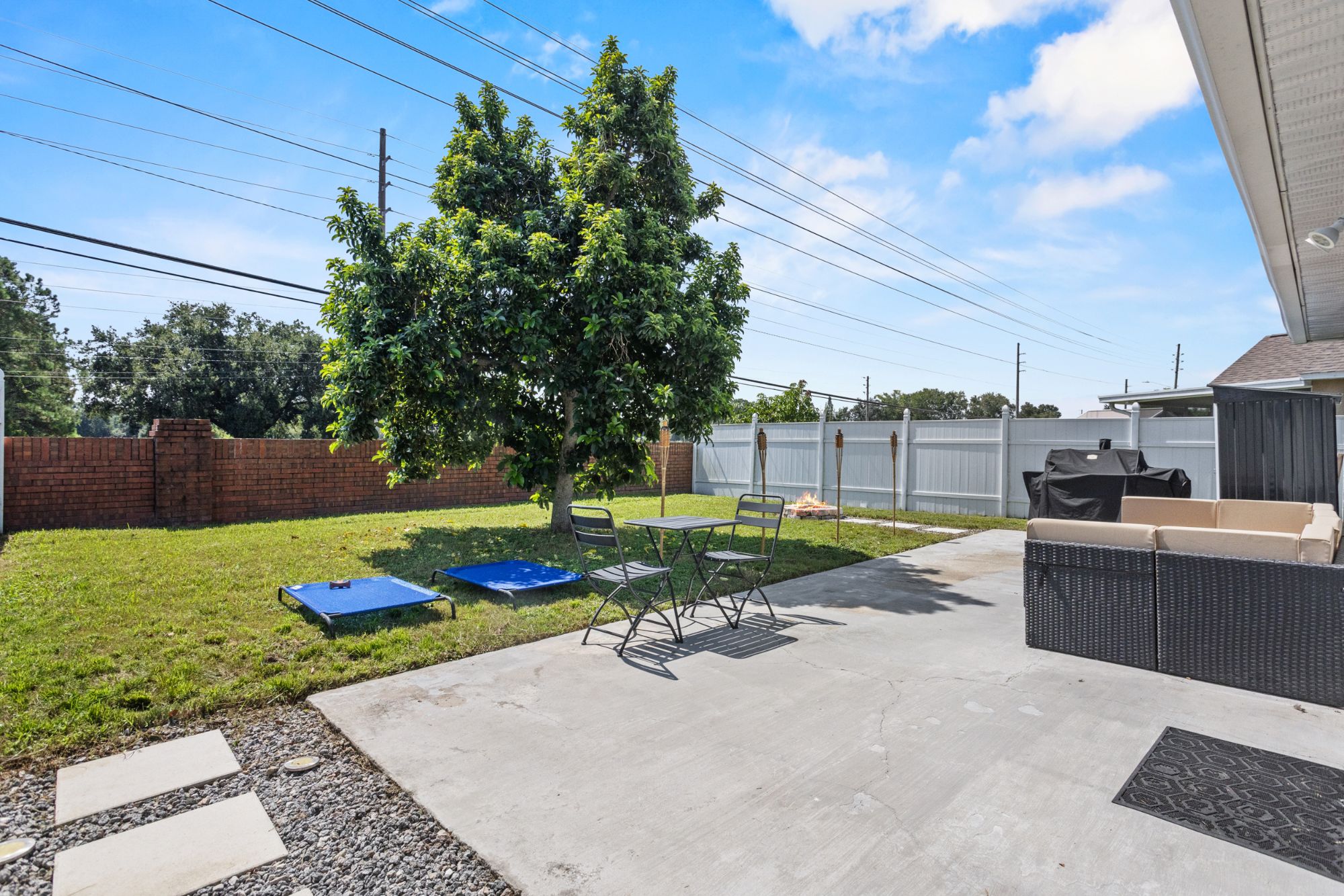 2239 Santa Lucia Street