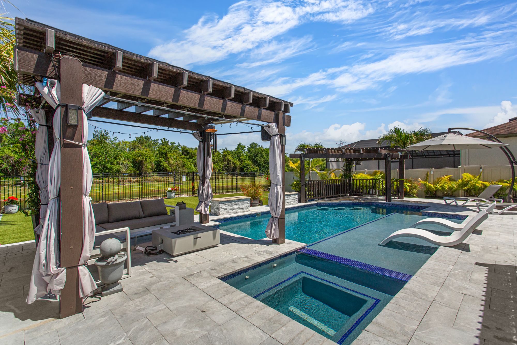 14384 Sunbridge Circle