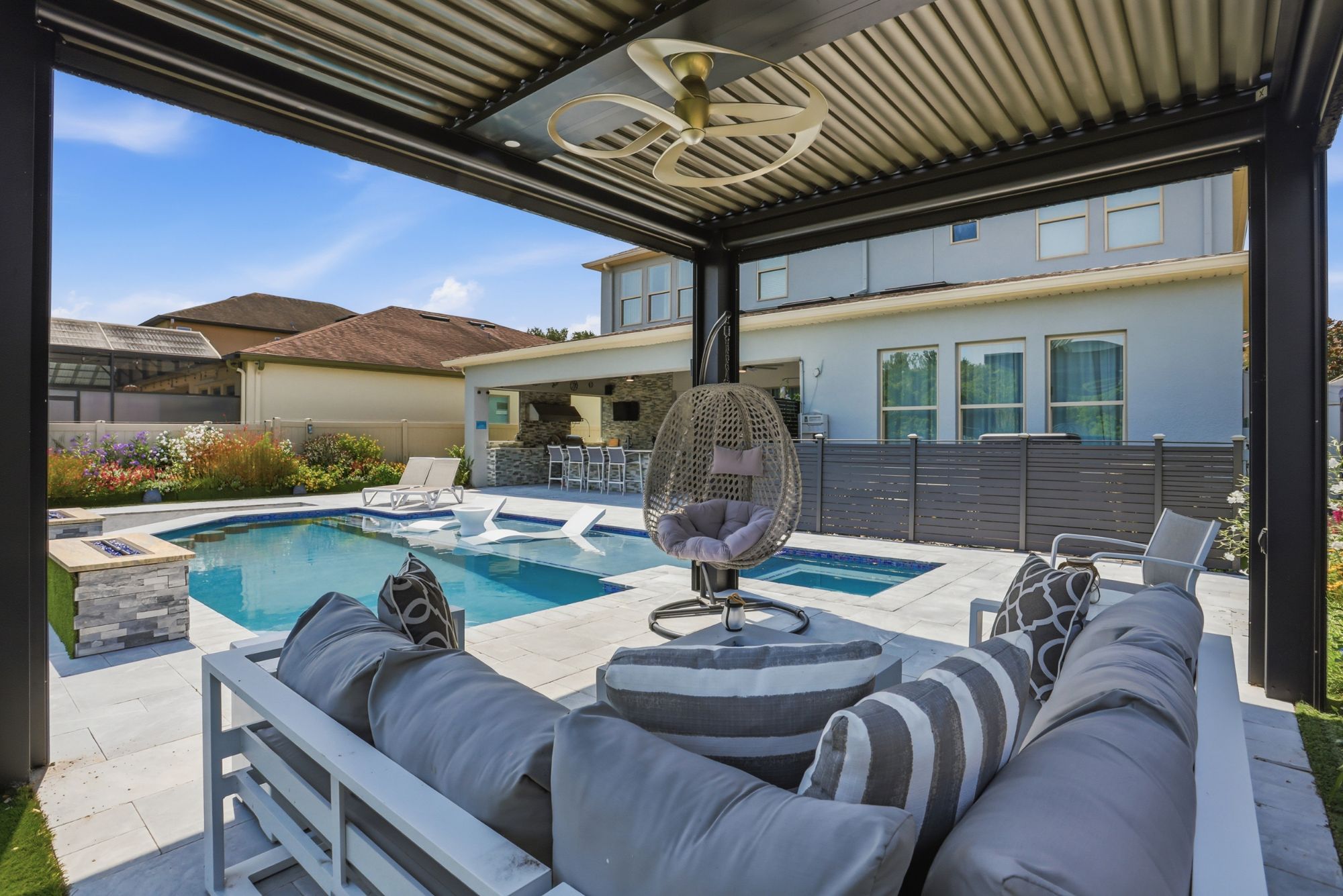 14384 Sunbridge Circle