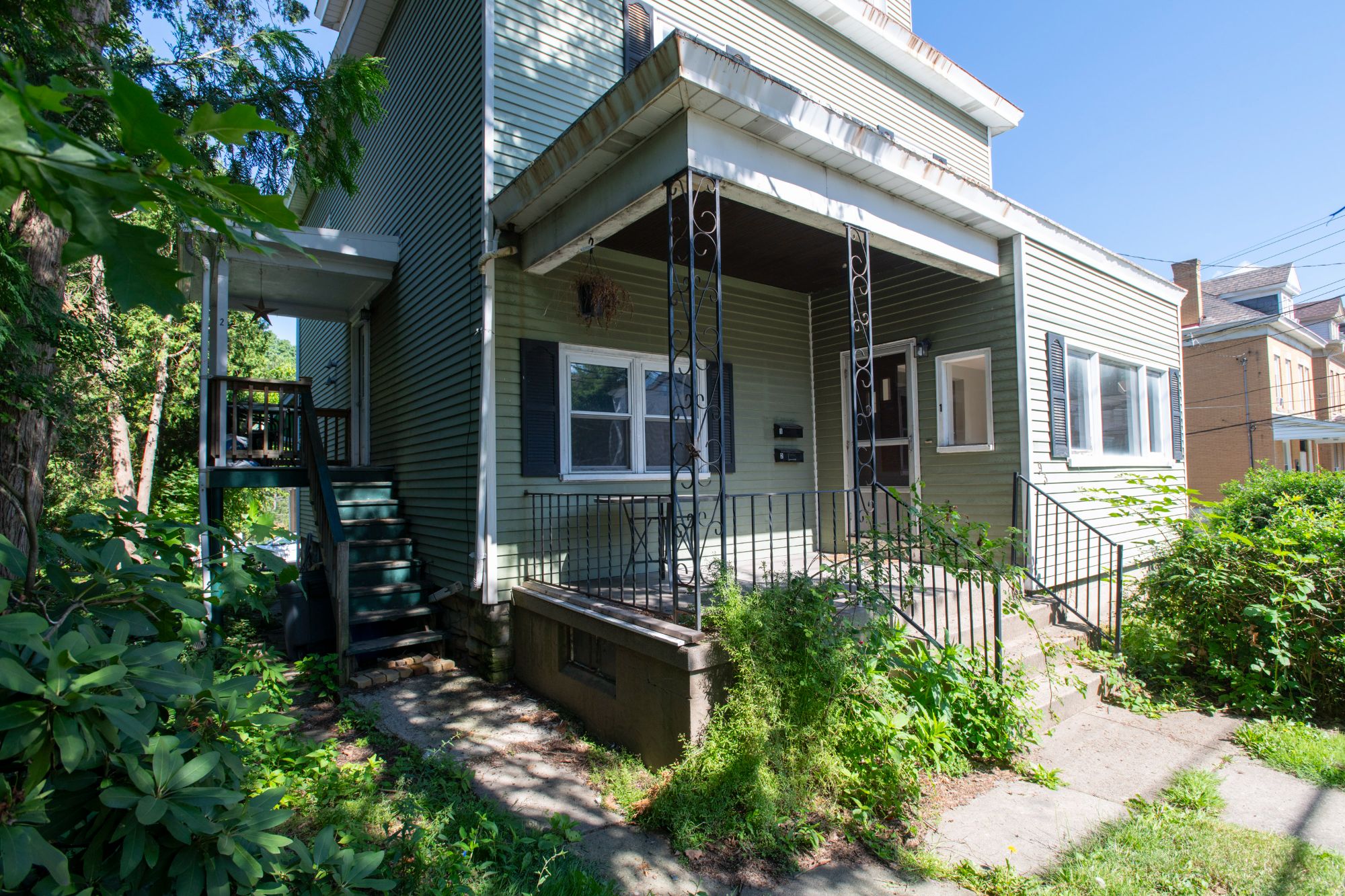93 North Jackson Avenue