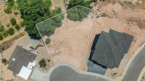 2123 Riverbend Court