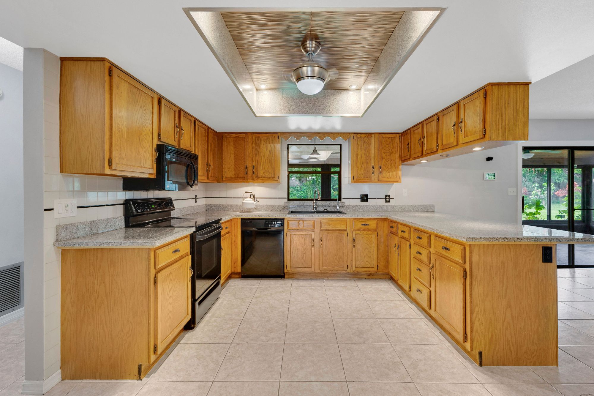 3292 Majestic Oak Drive