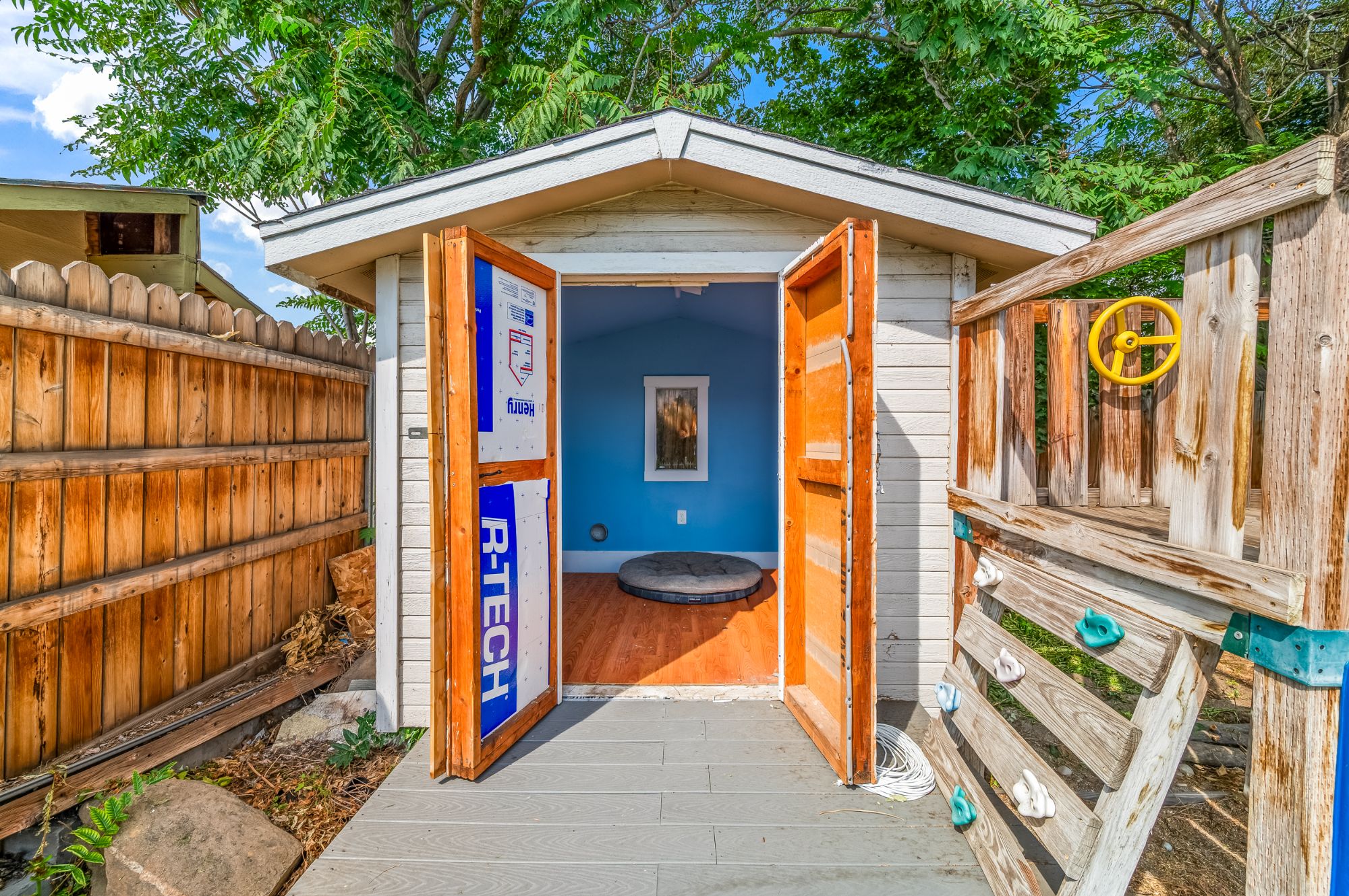 225 1st Street Southeast