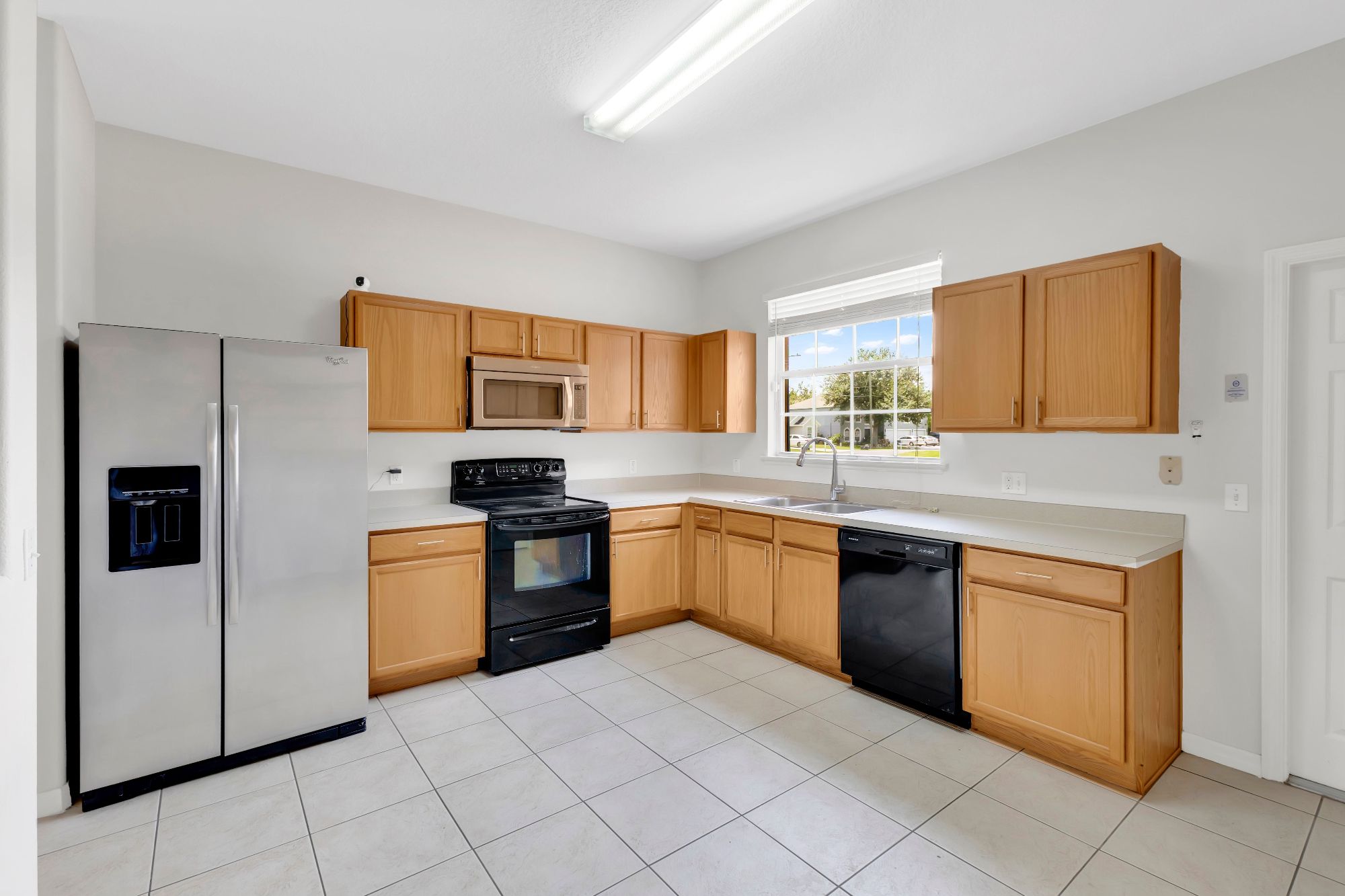 735 Palaiseau Court