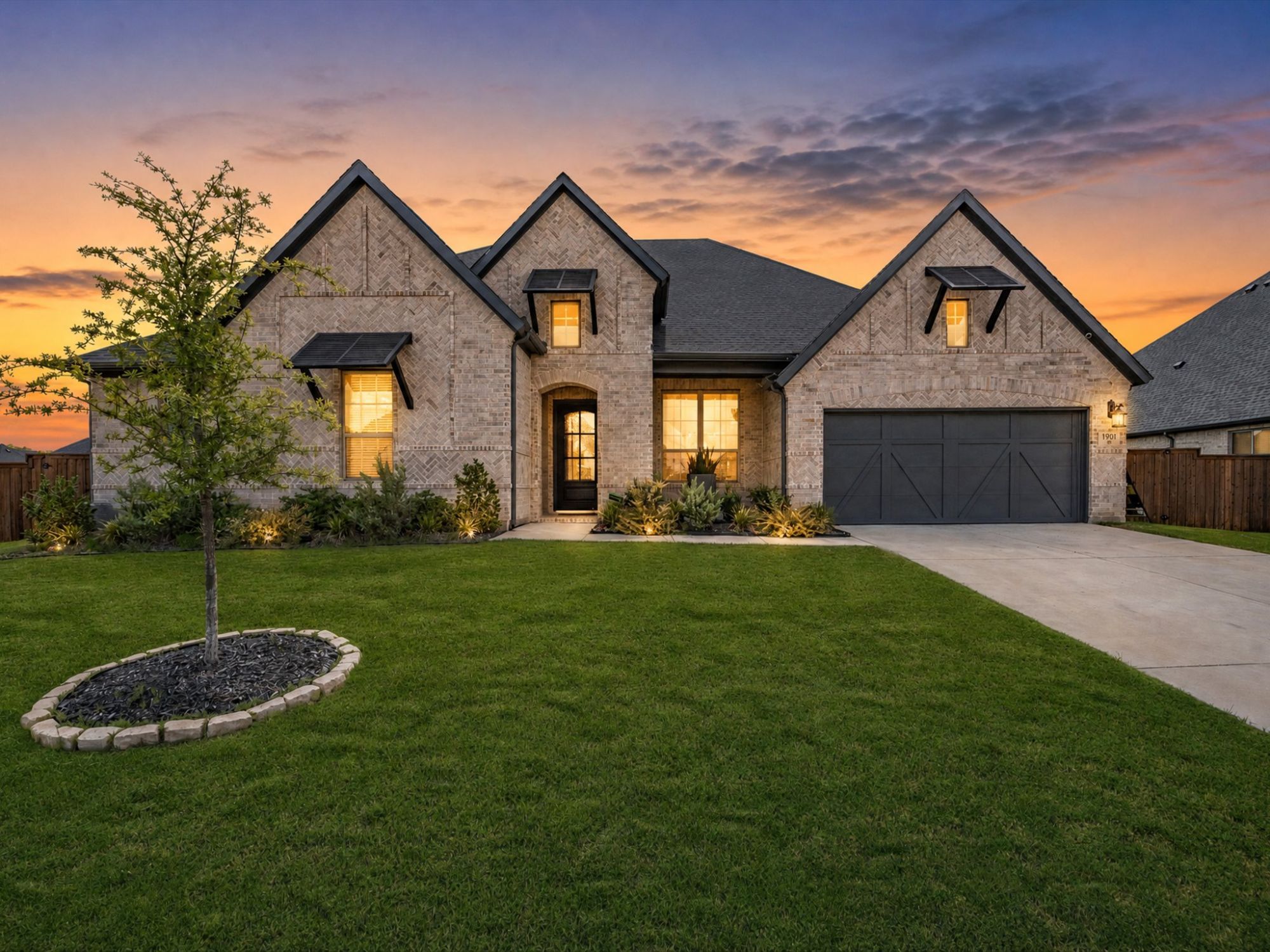 1901 Rockwood Lane