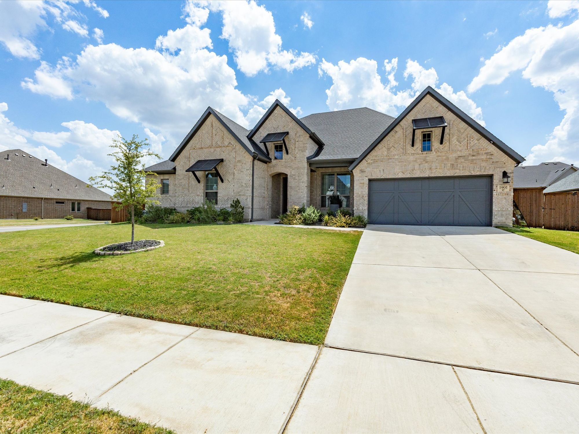 1901 Rockwood Lane