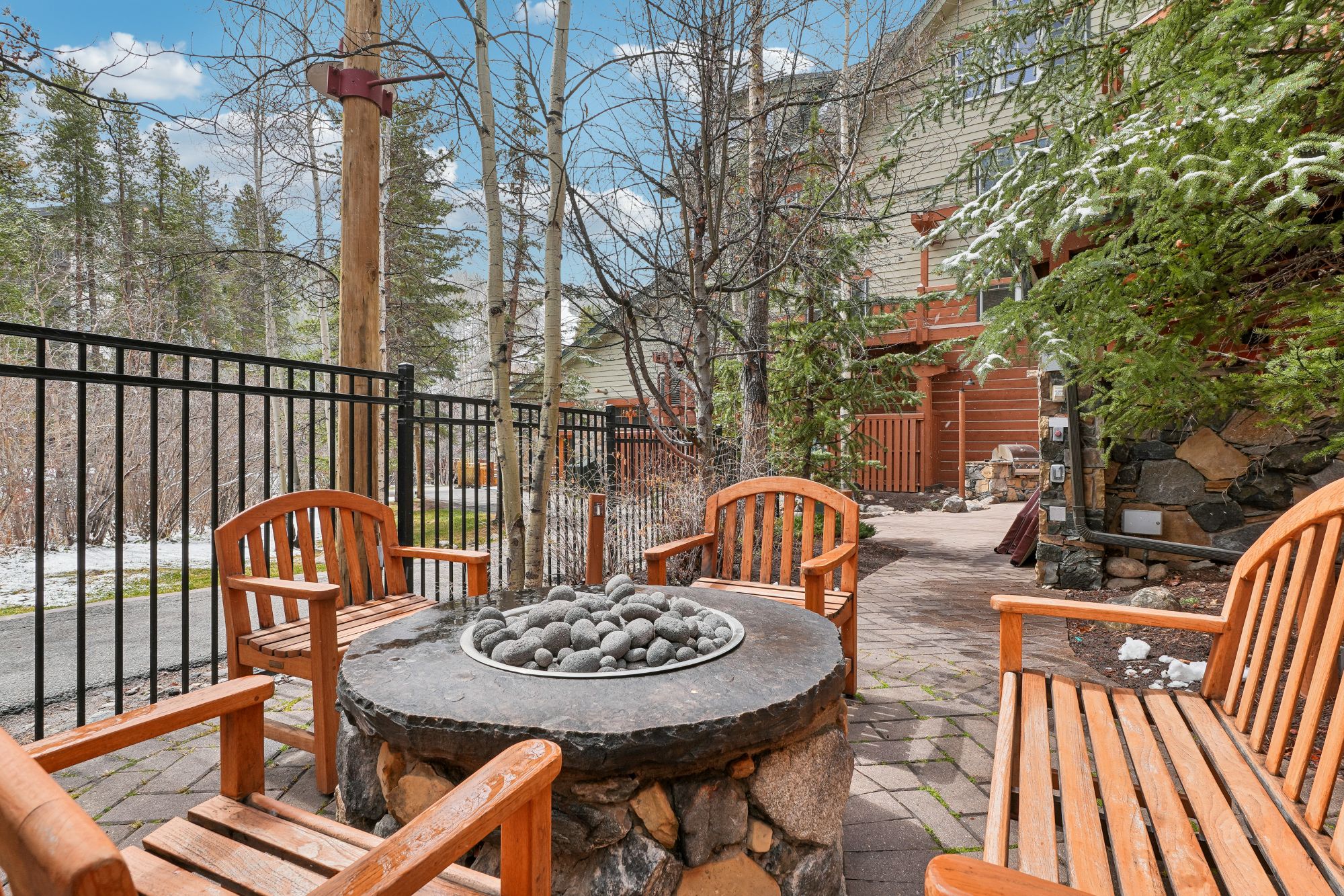 195 River Run Road