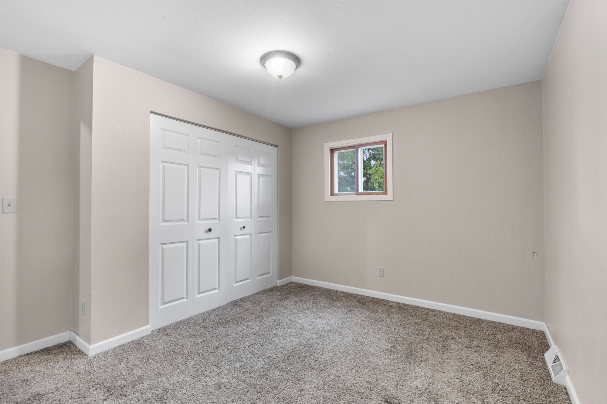 1200 Fieldcrest Drive