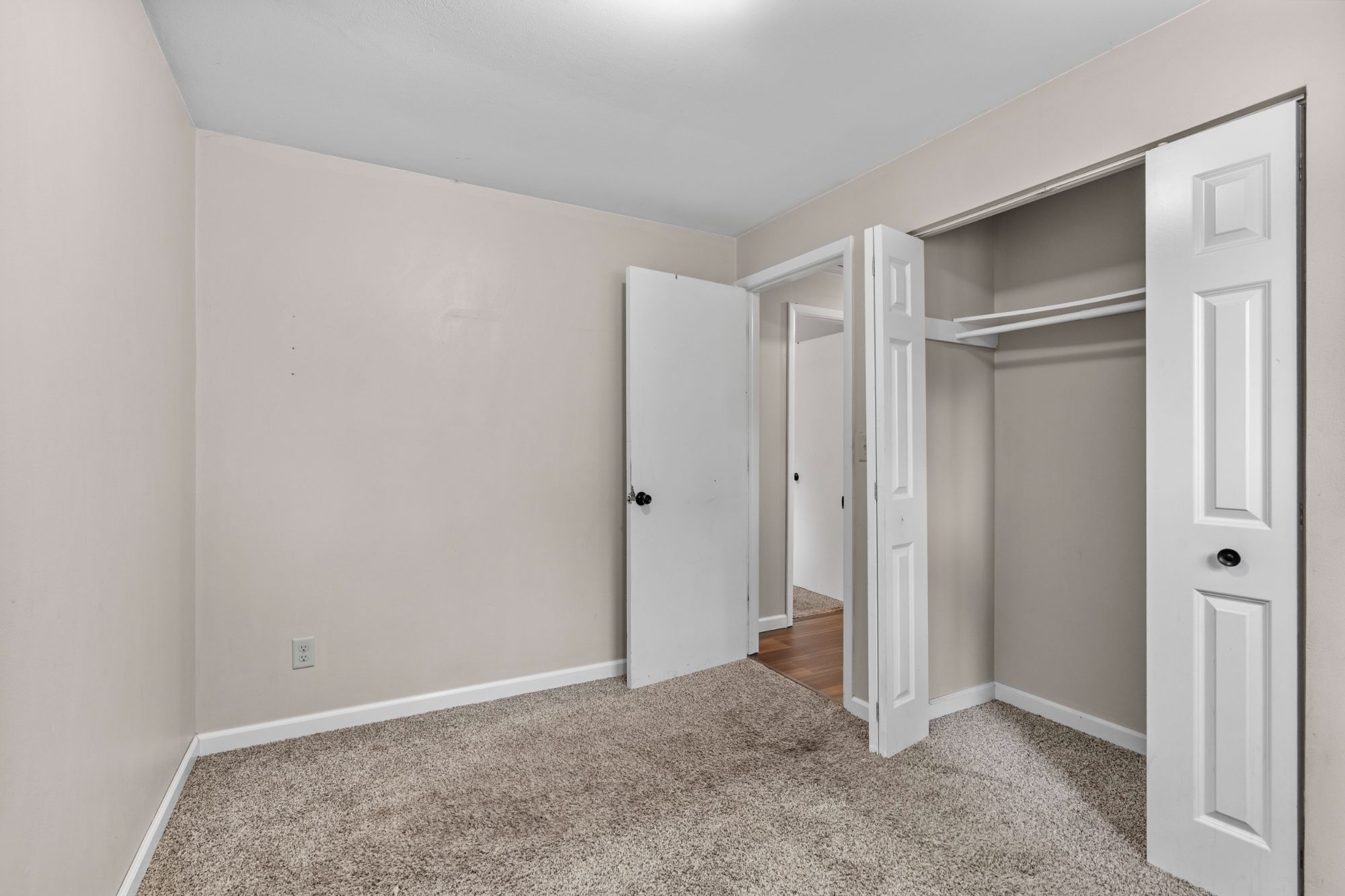 1200 Fieldcrest Drive