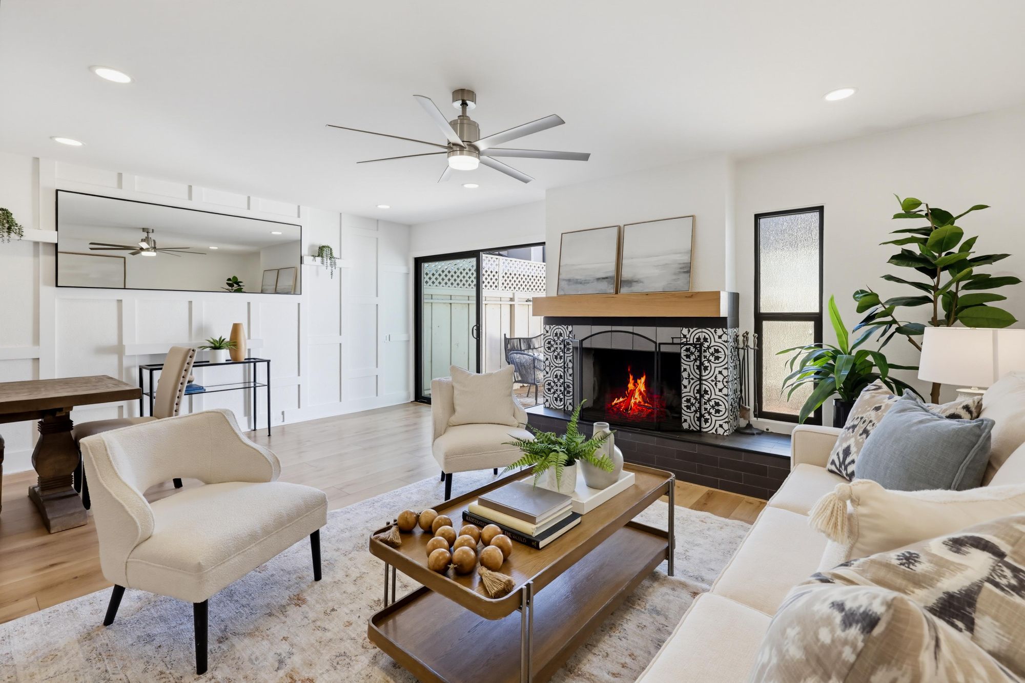 4339 Loma Riviera Court