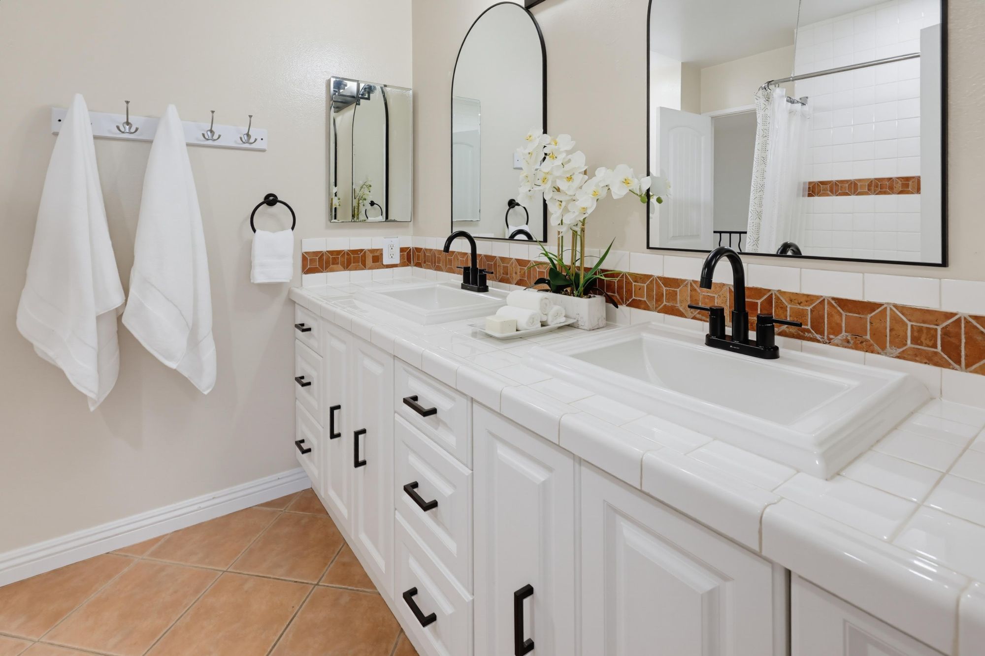 4339 Loma Riviera Court