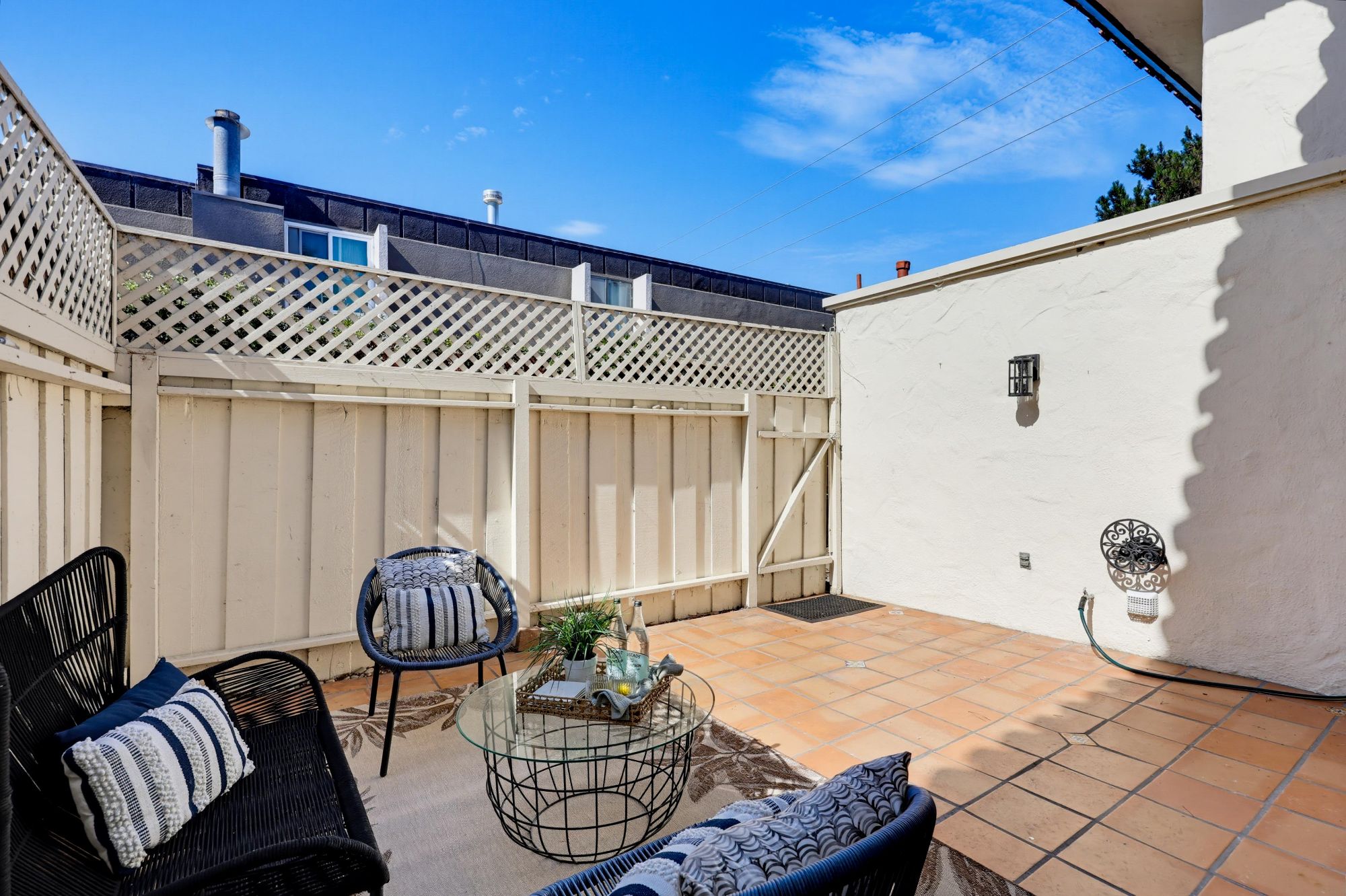 4339 Loma Riviera Court