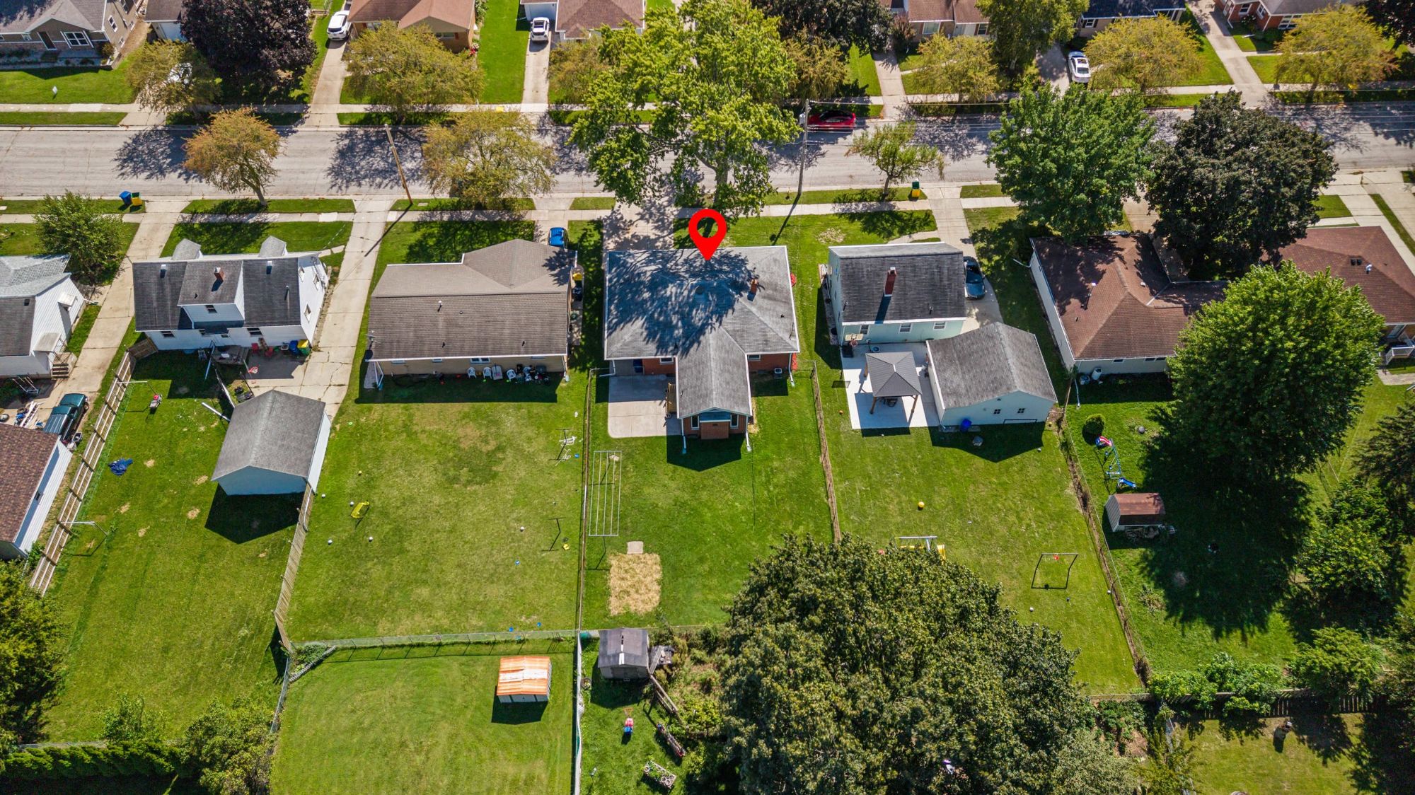 2027 Hillview Drive