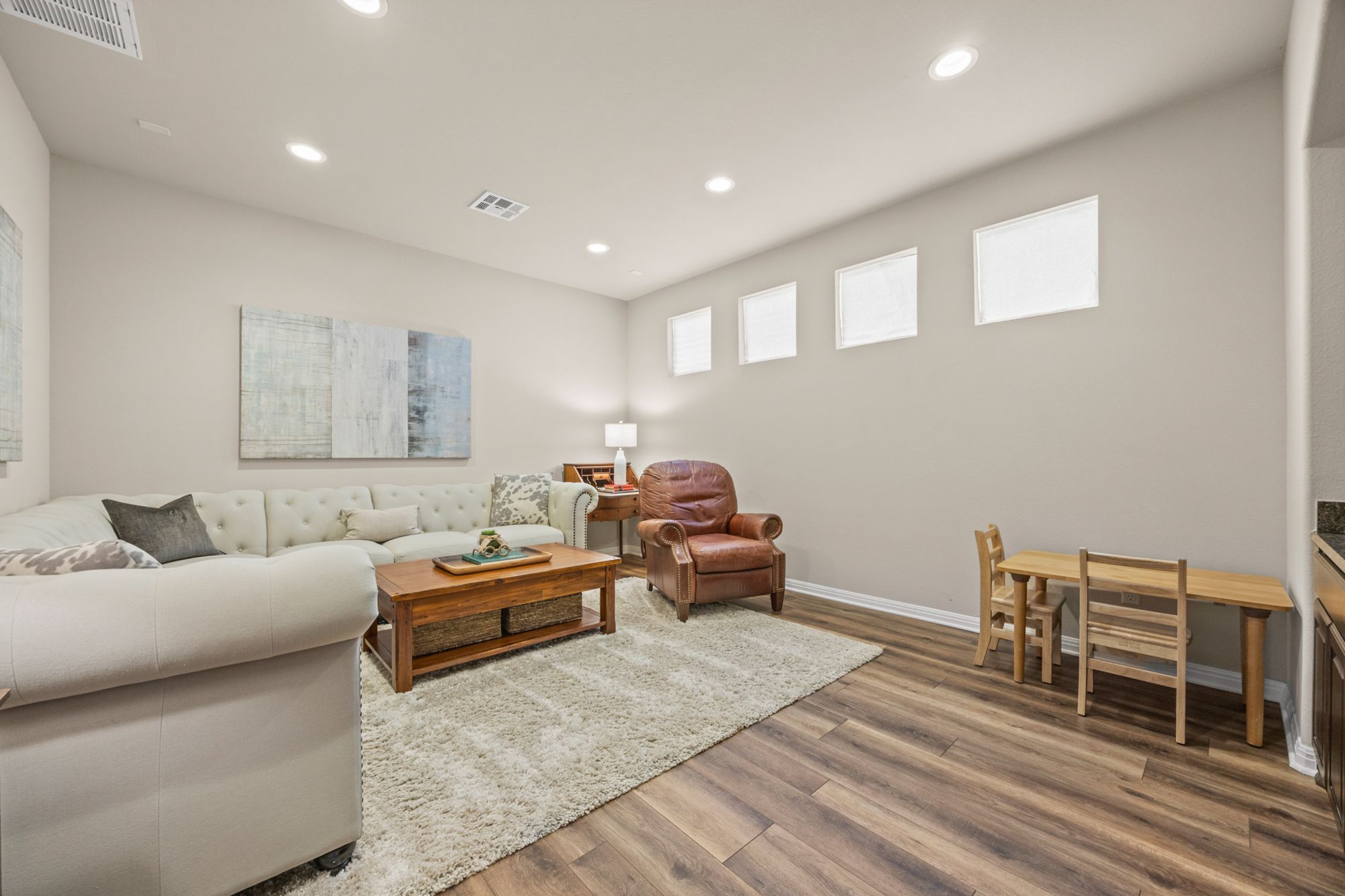 410 Indianwood Drive