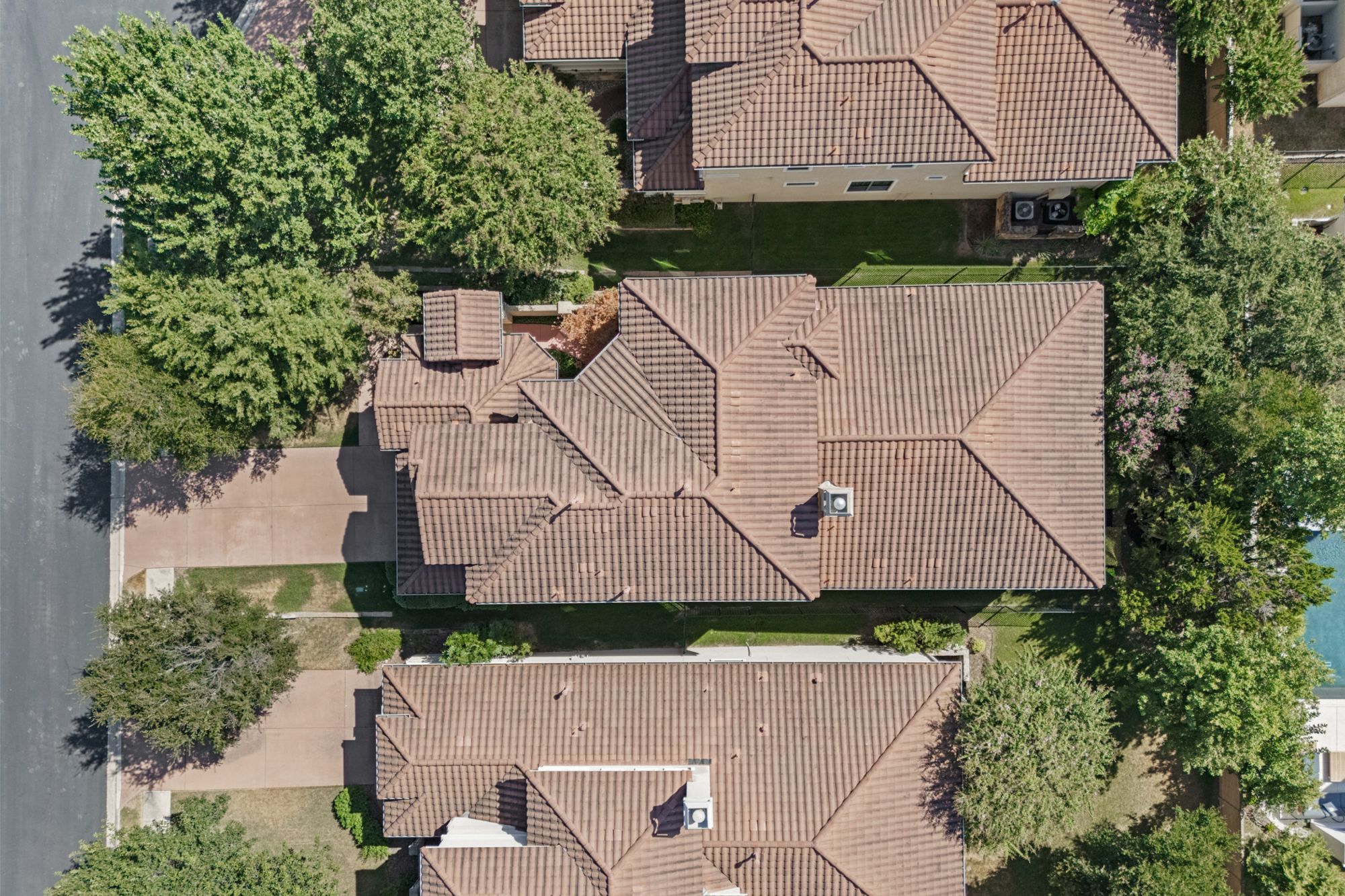 410 Indianwood Drive