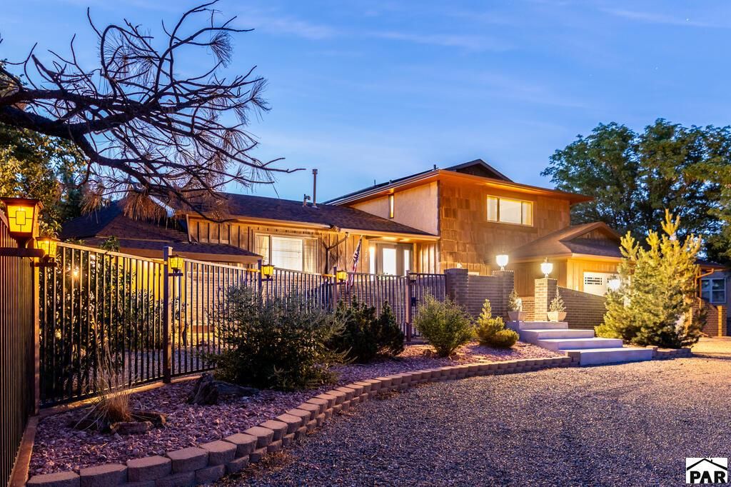 223 S Circle Drive