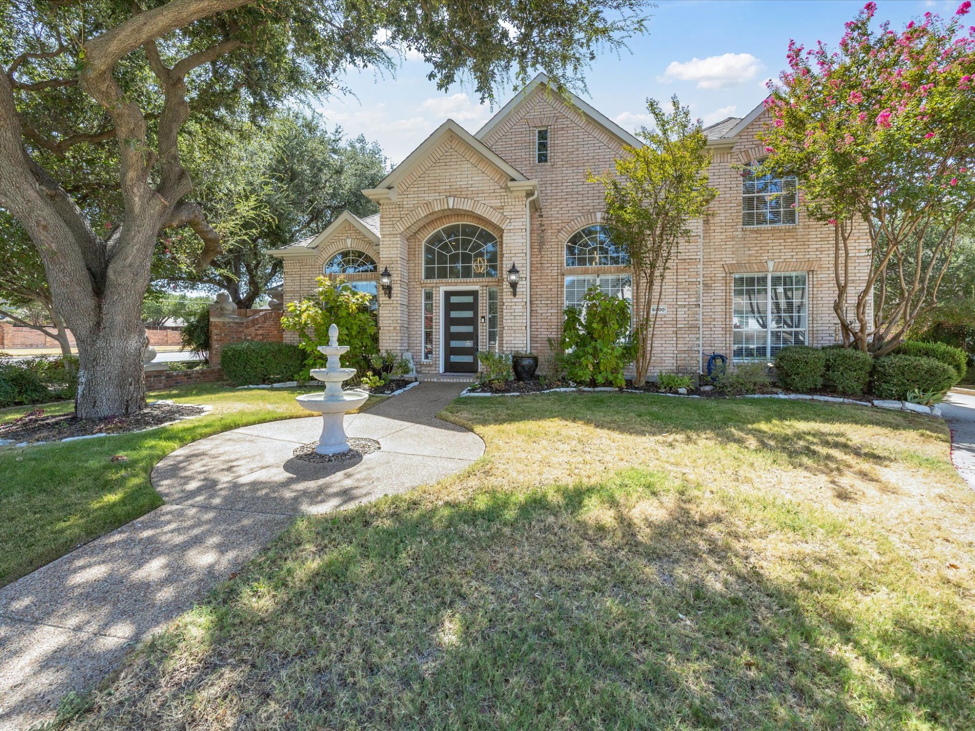 6400 Bermuda Dunes Drive