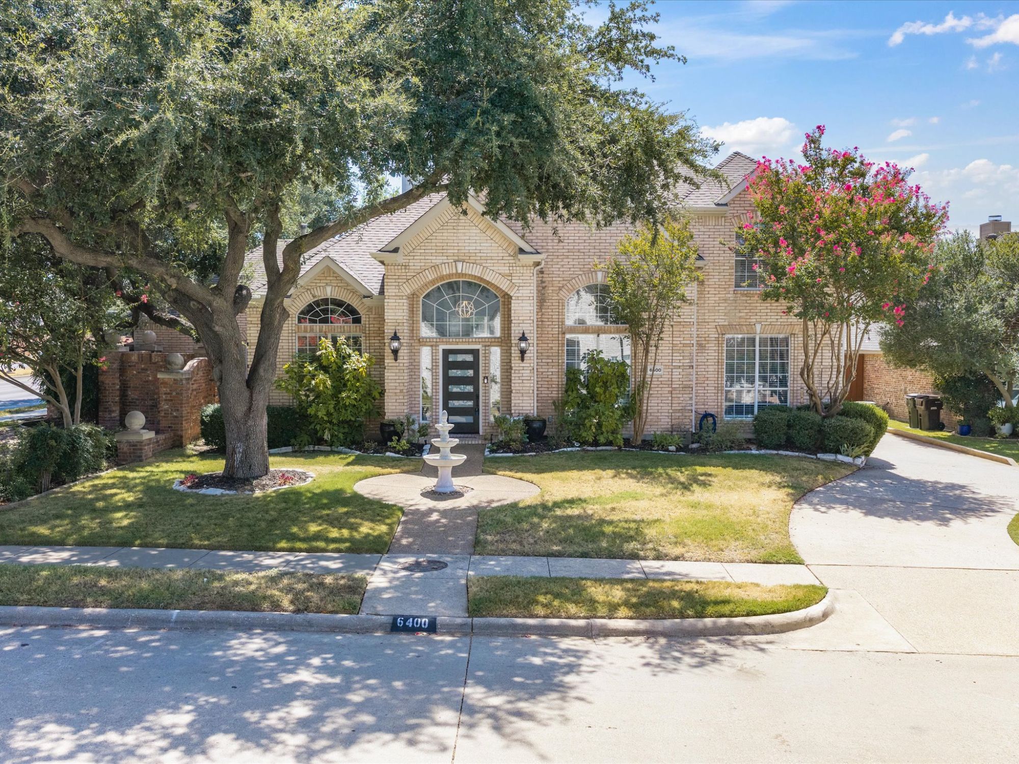 6400 Bermuda Dunes Drive