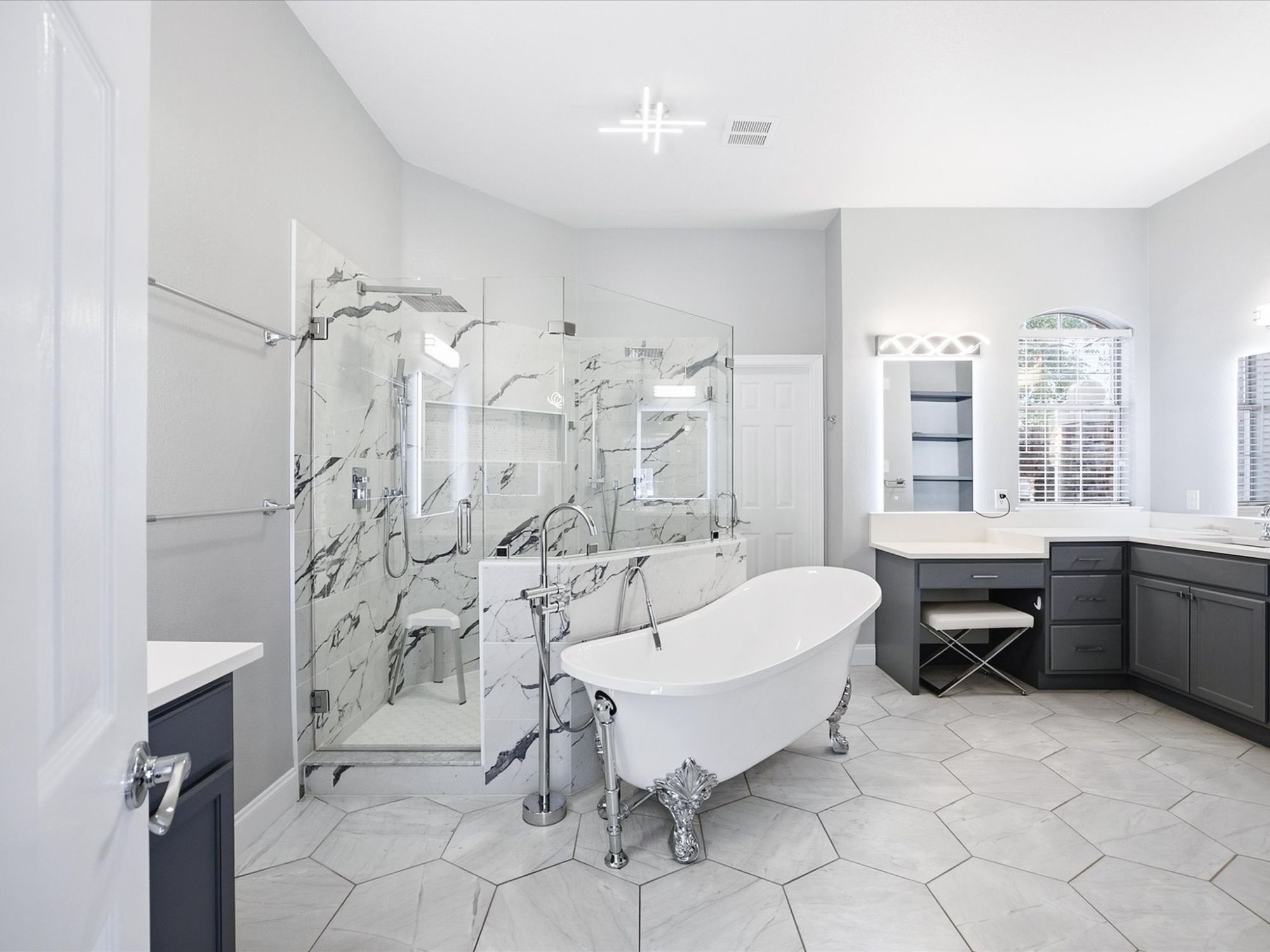6400 Bermuda Dunes Drive
