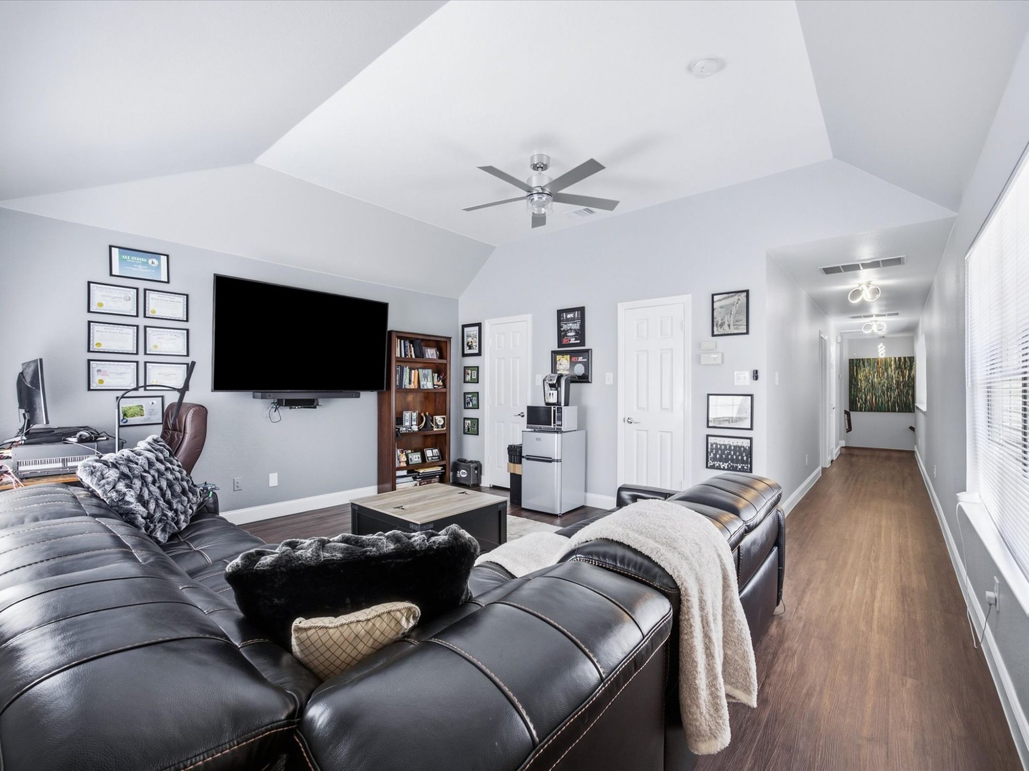 6400 Bermuda Dunes Drive