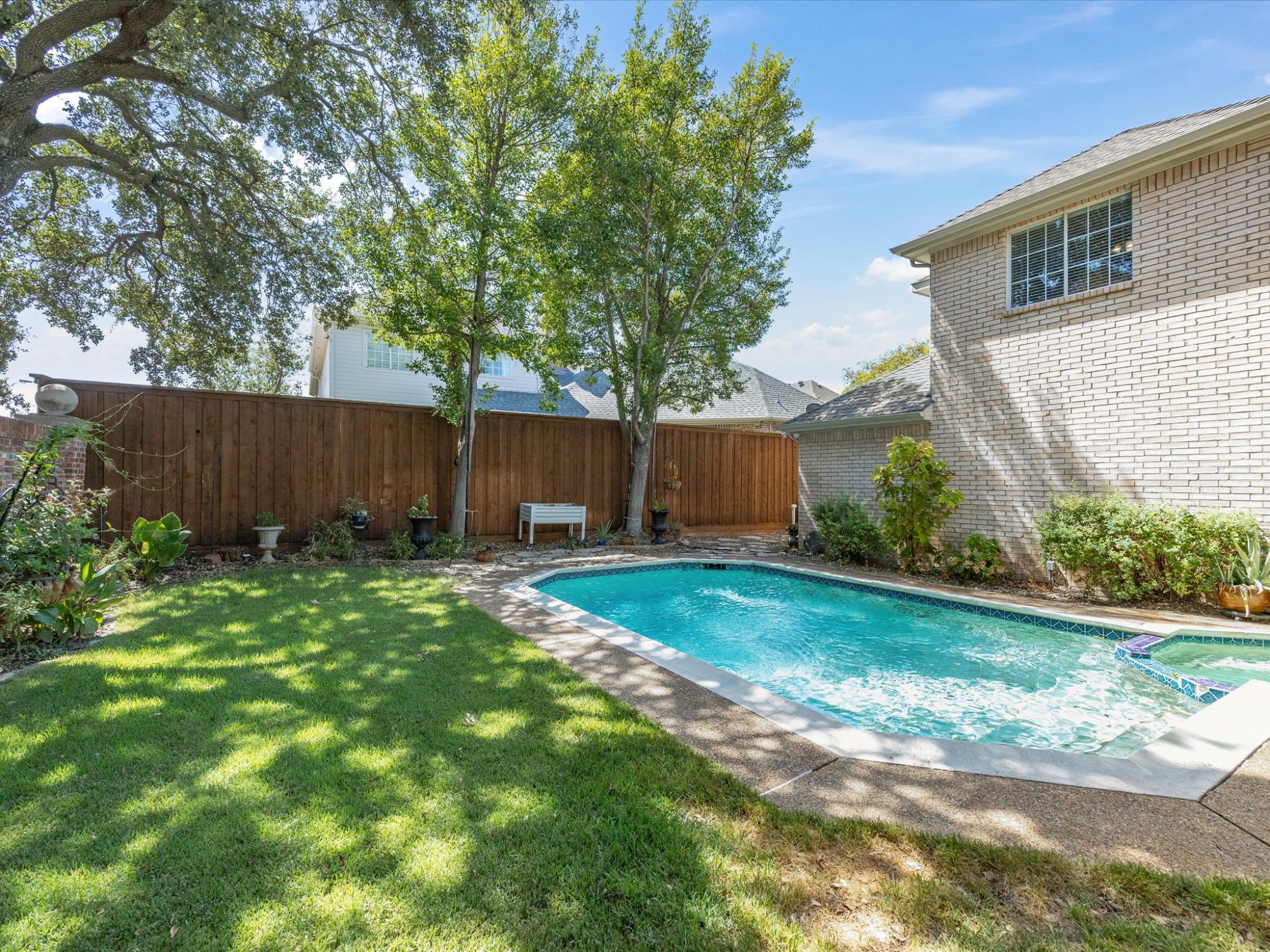 6400 Bermuda Dunes Drive