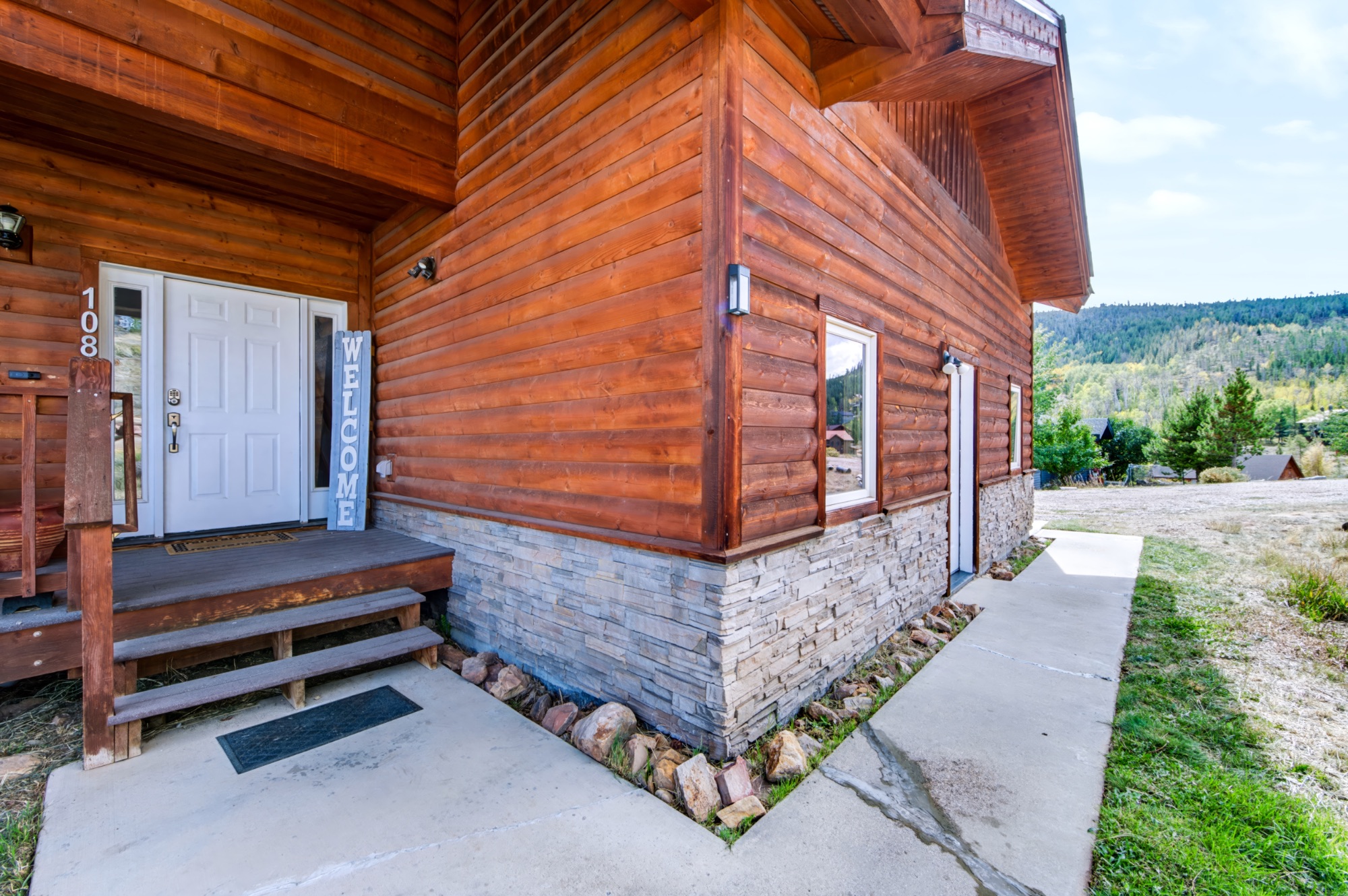 108 Hummingbird Way