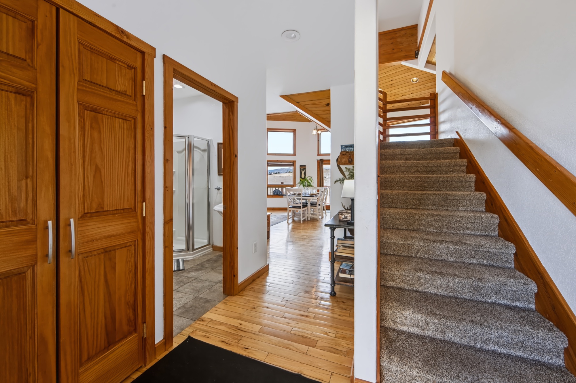 108 Hummingbird Way