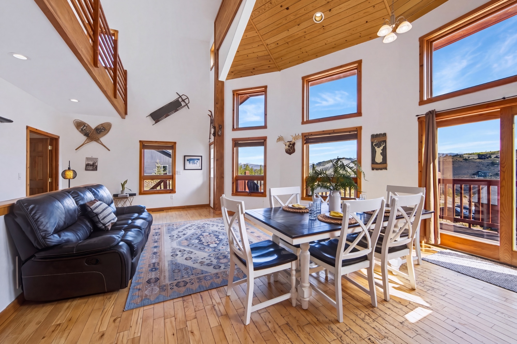 108 Hummingbird Way
