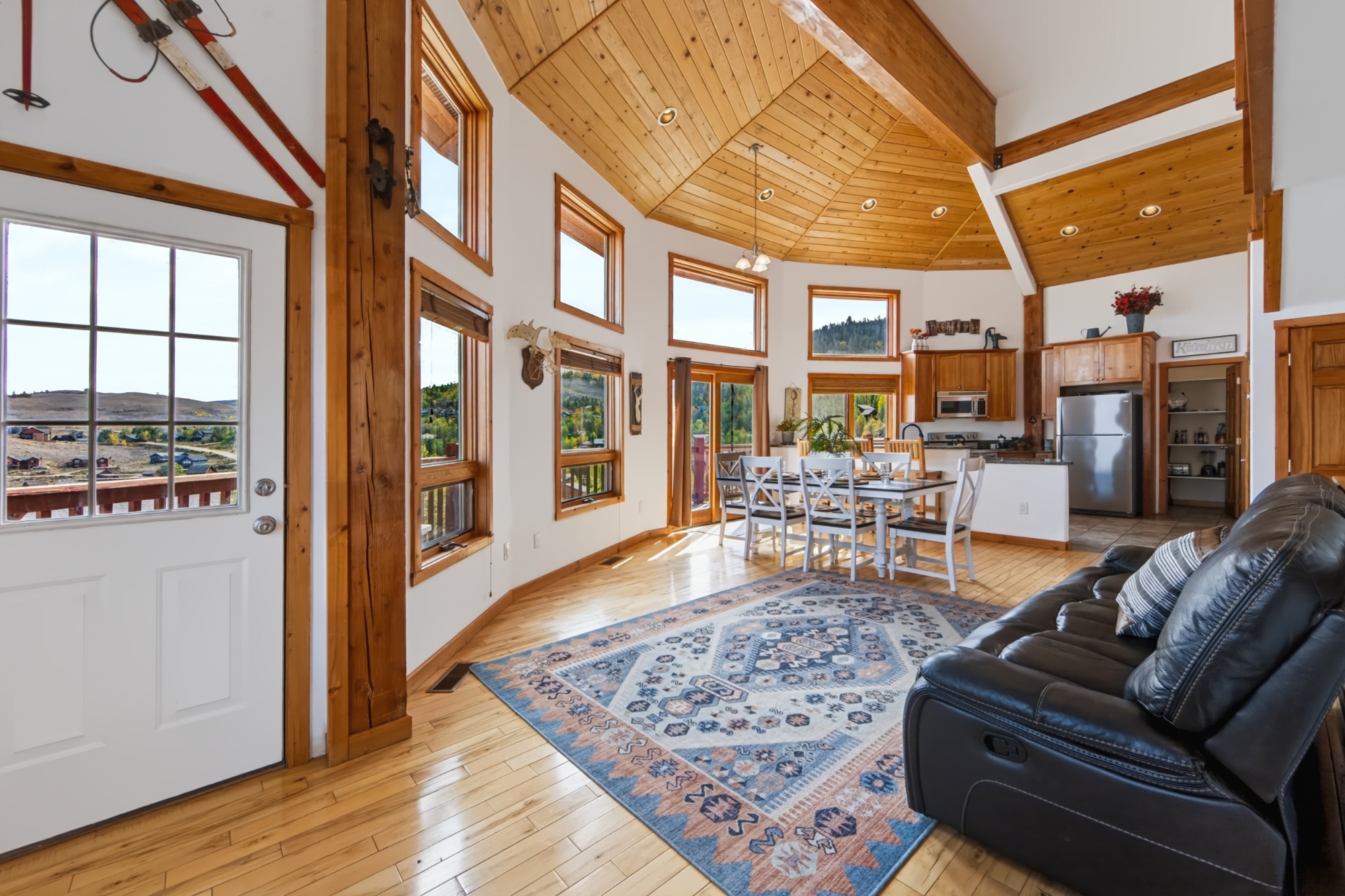 108 Hummingbird Way