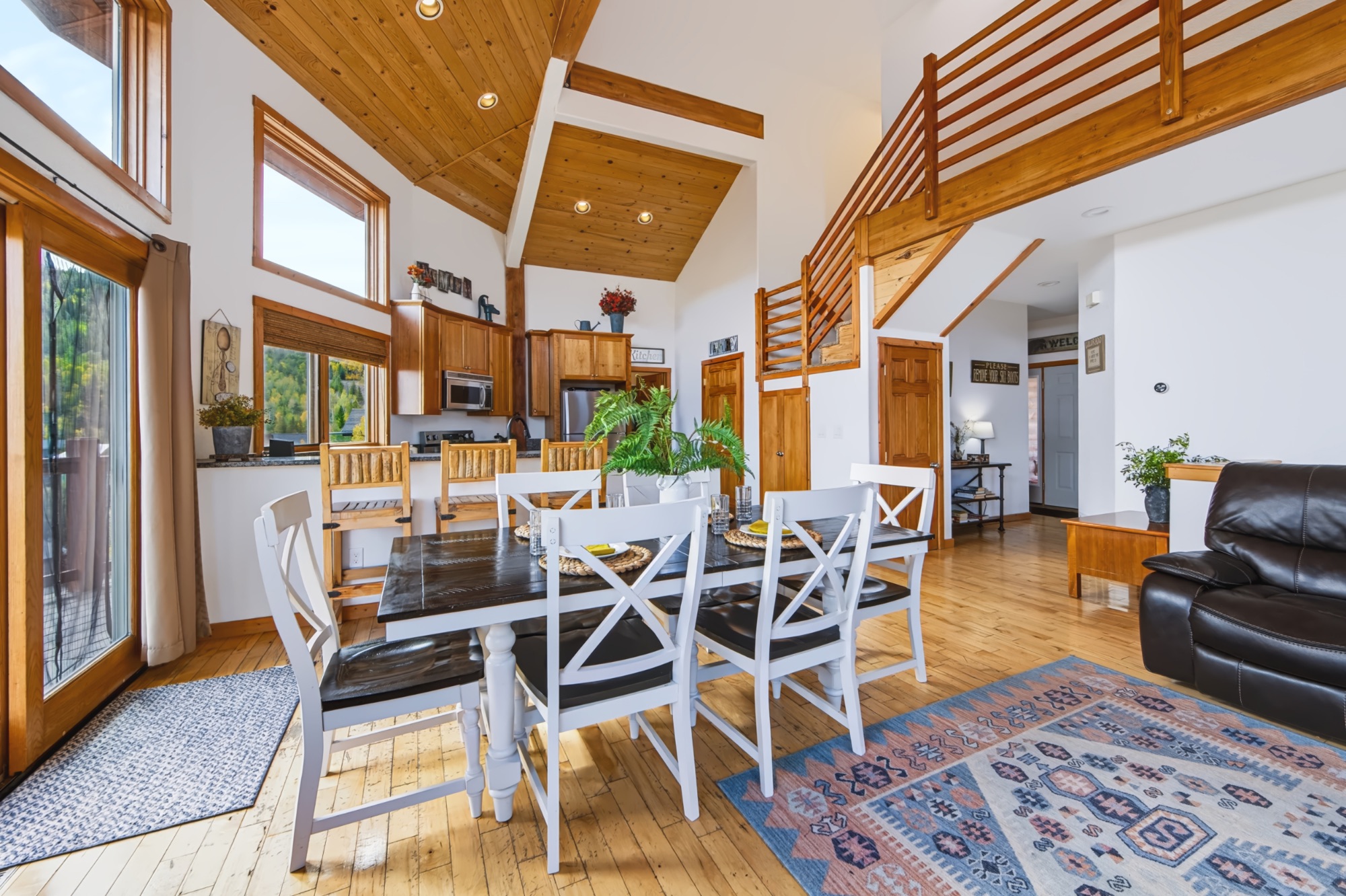 108 Hummingbird Way